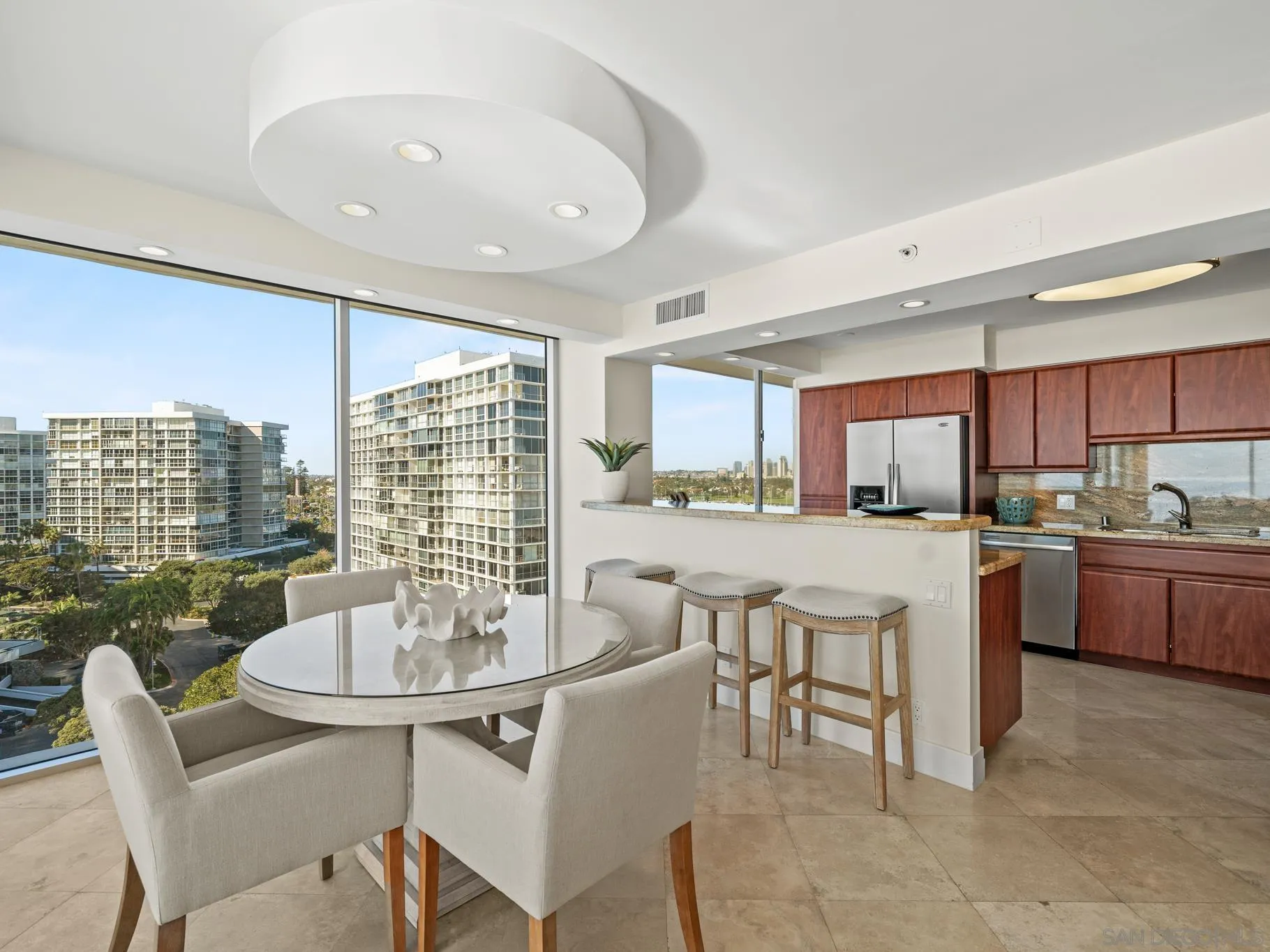 1810 Avenida Del Mundo Unit 907