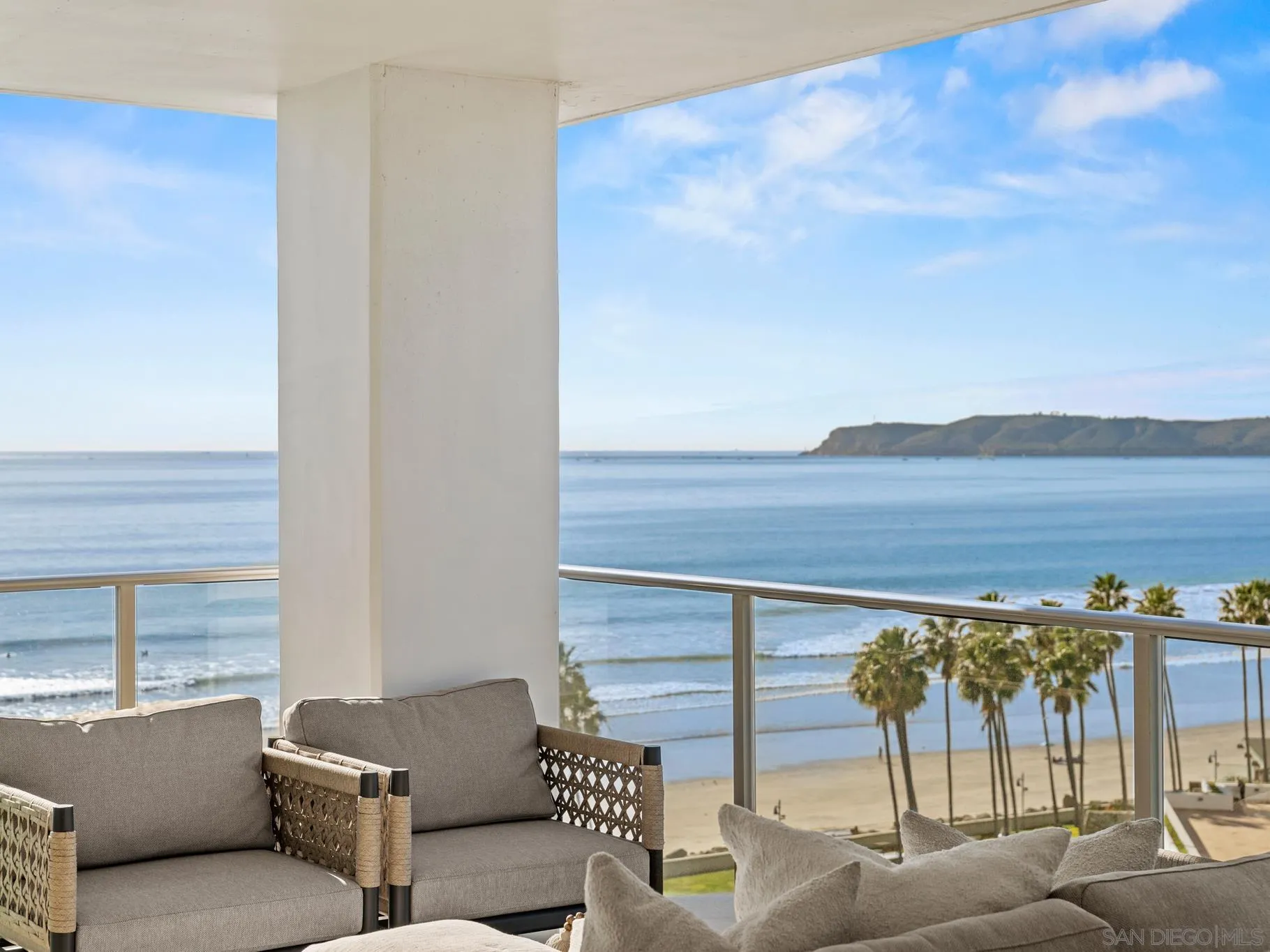 1810 Avenida Del Mundo Unit 907