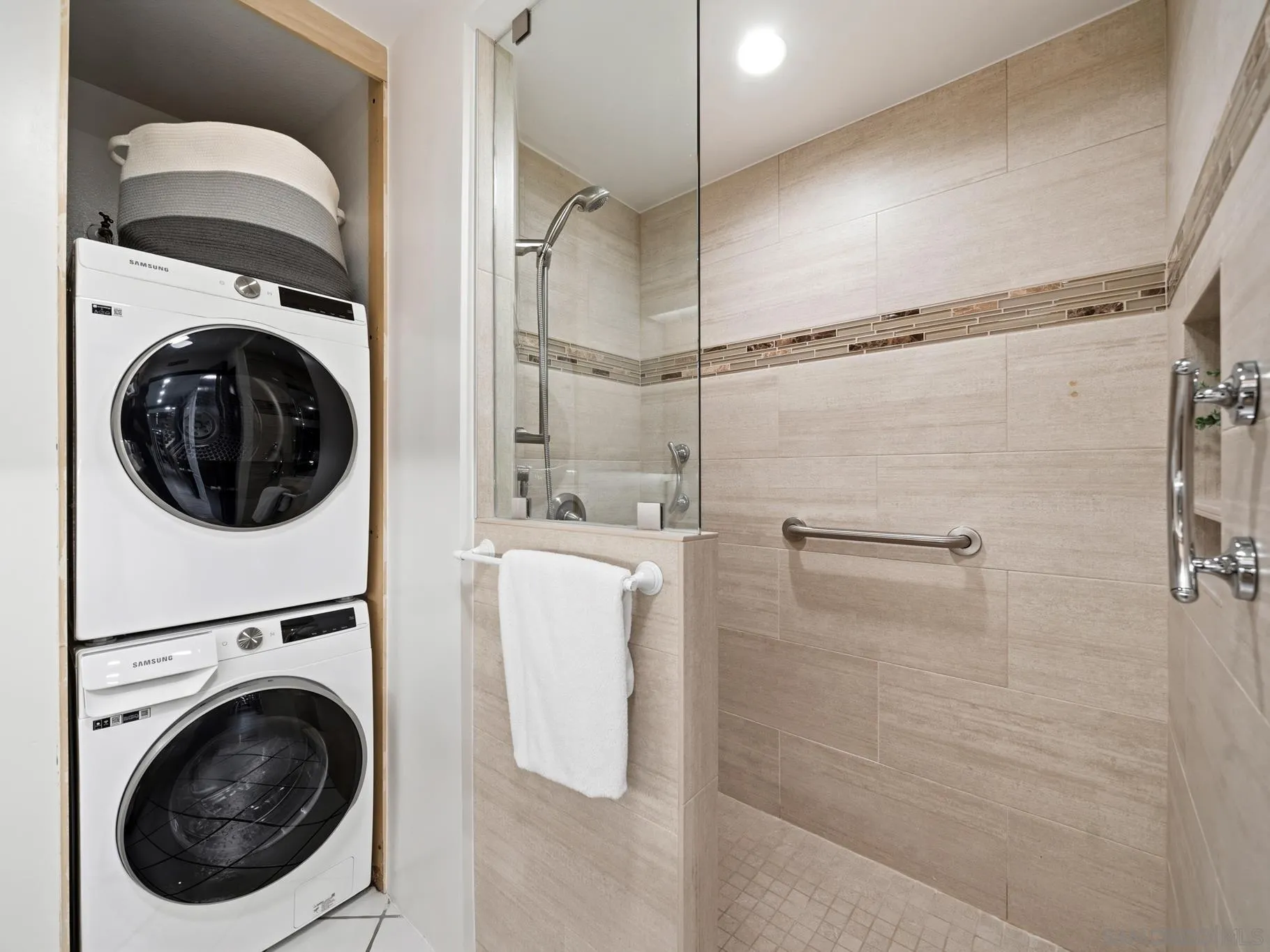 1770 Avenida Del Mundo Unit 1401