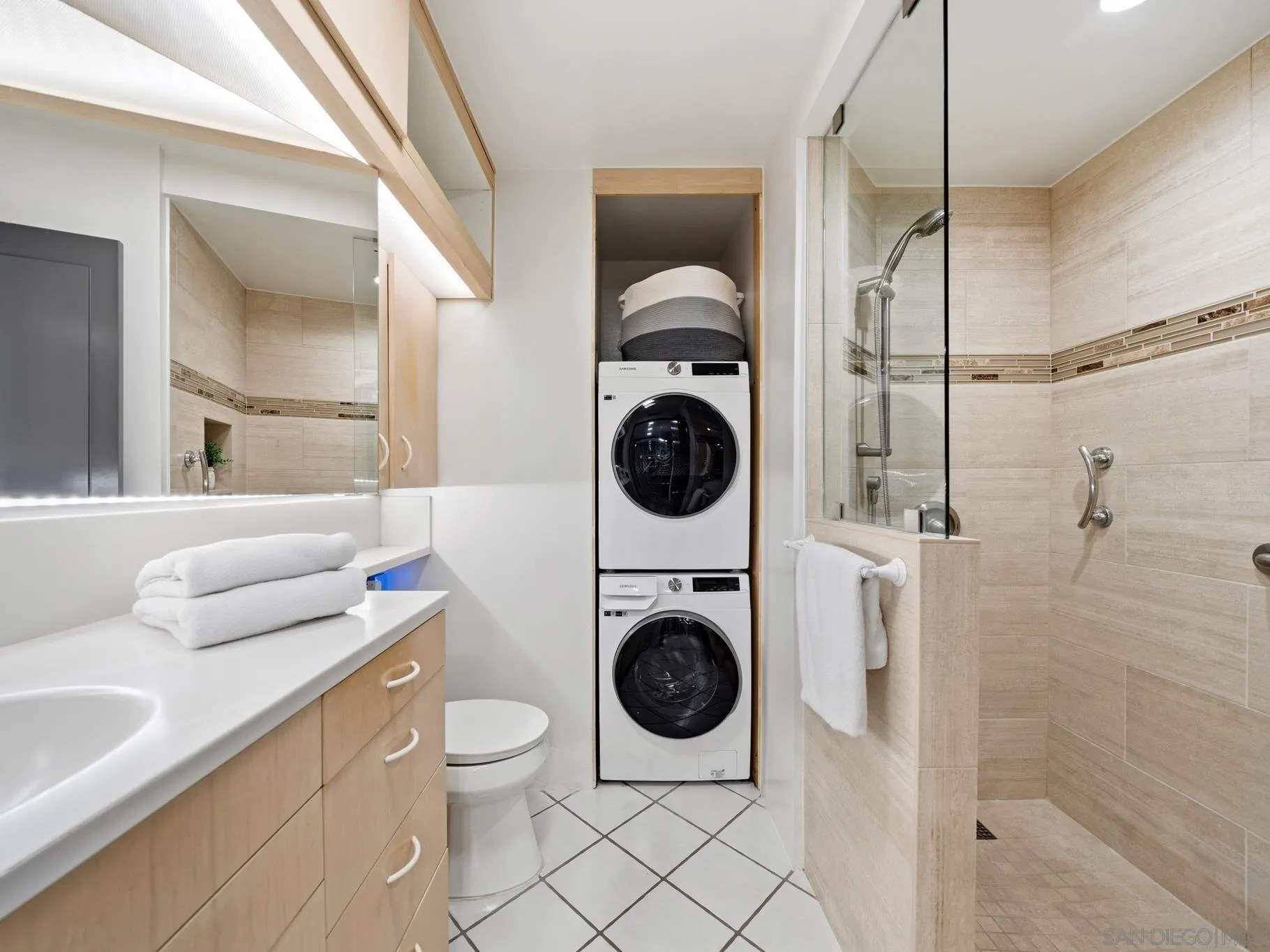 1770 Avenida Del Mundo Unit 1401