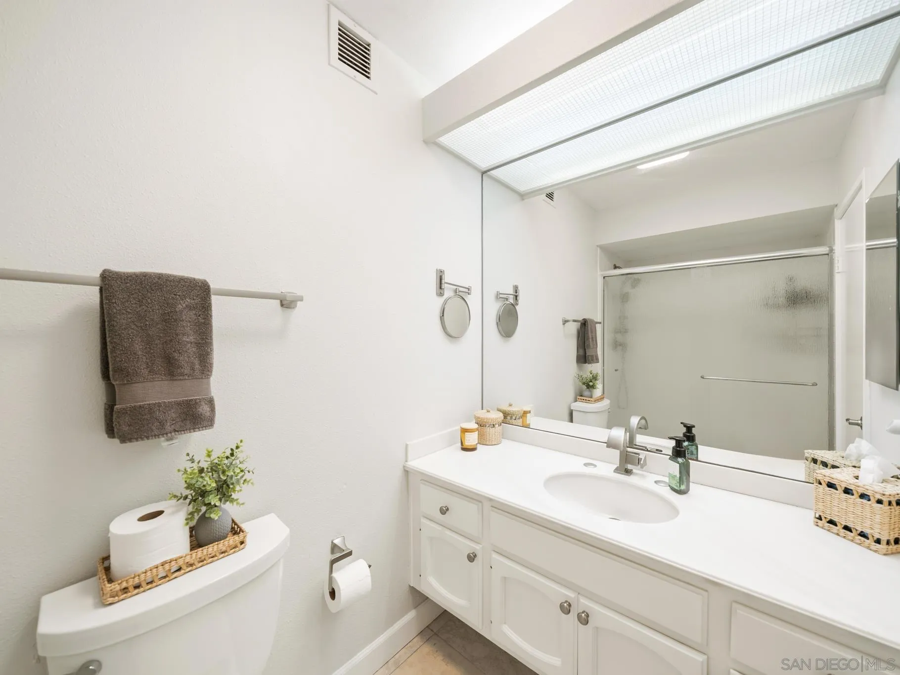 1750 Avenida Del Mundo Unit 908
