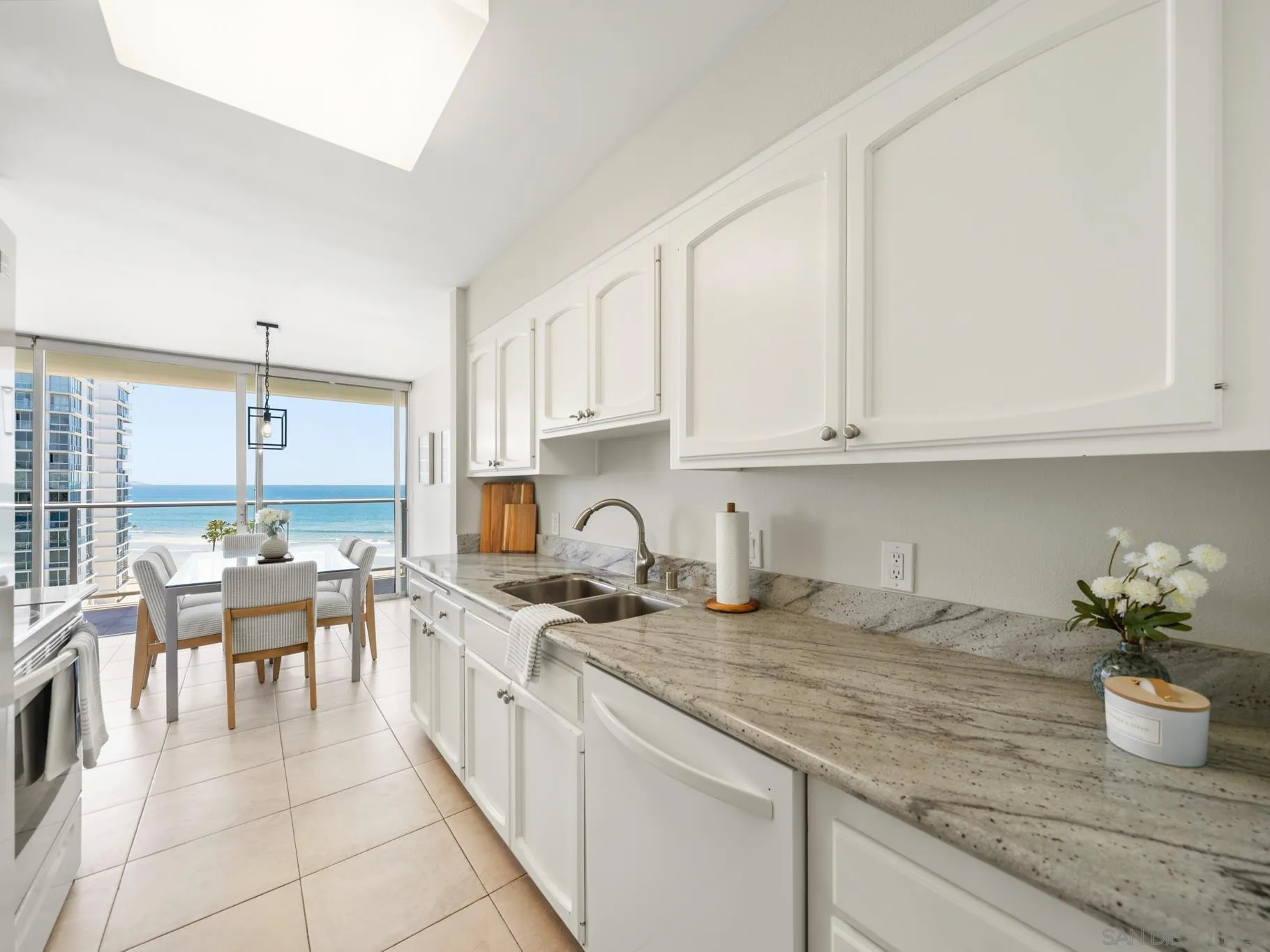 1750 Avenida Del Mundo Unit 908