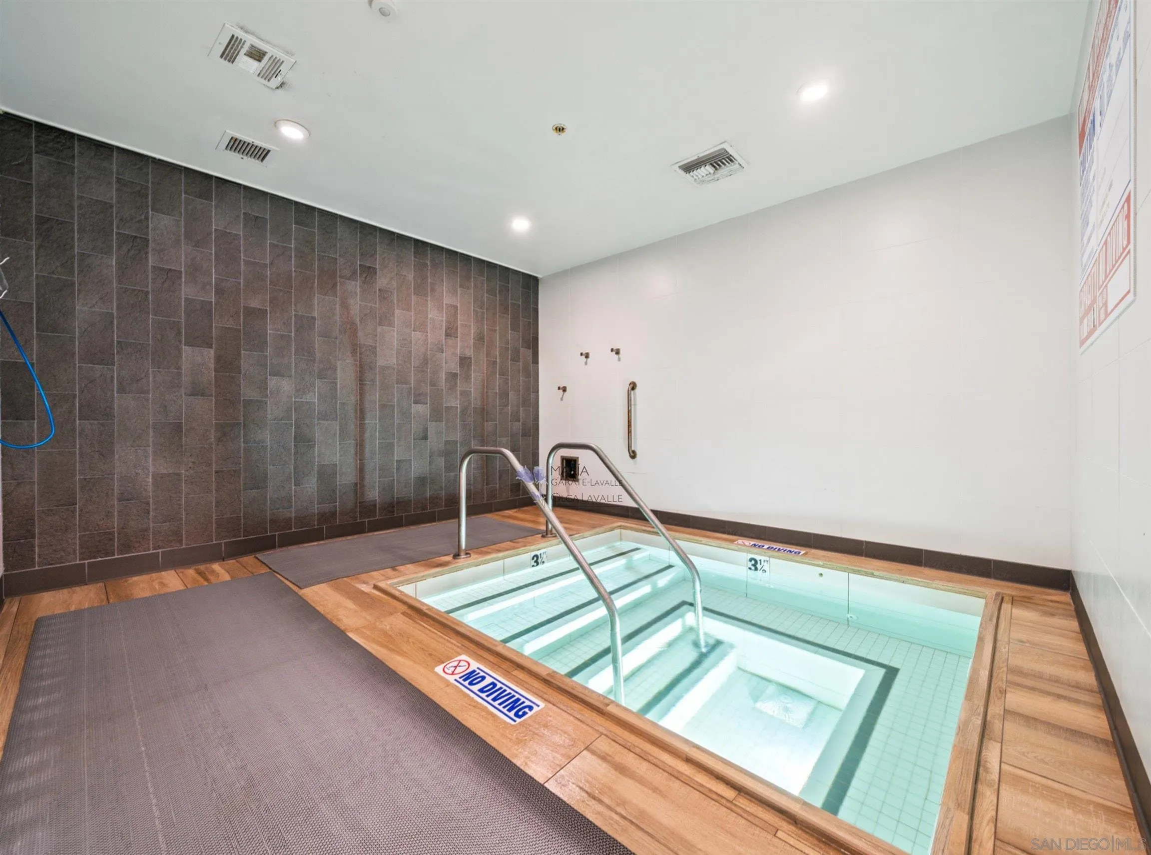 1750 Avenida Del Mundo Unit 908