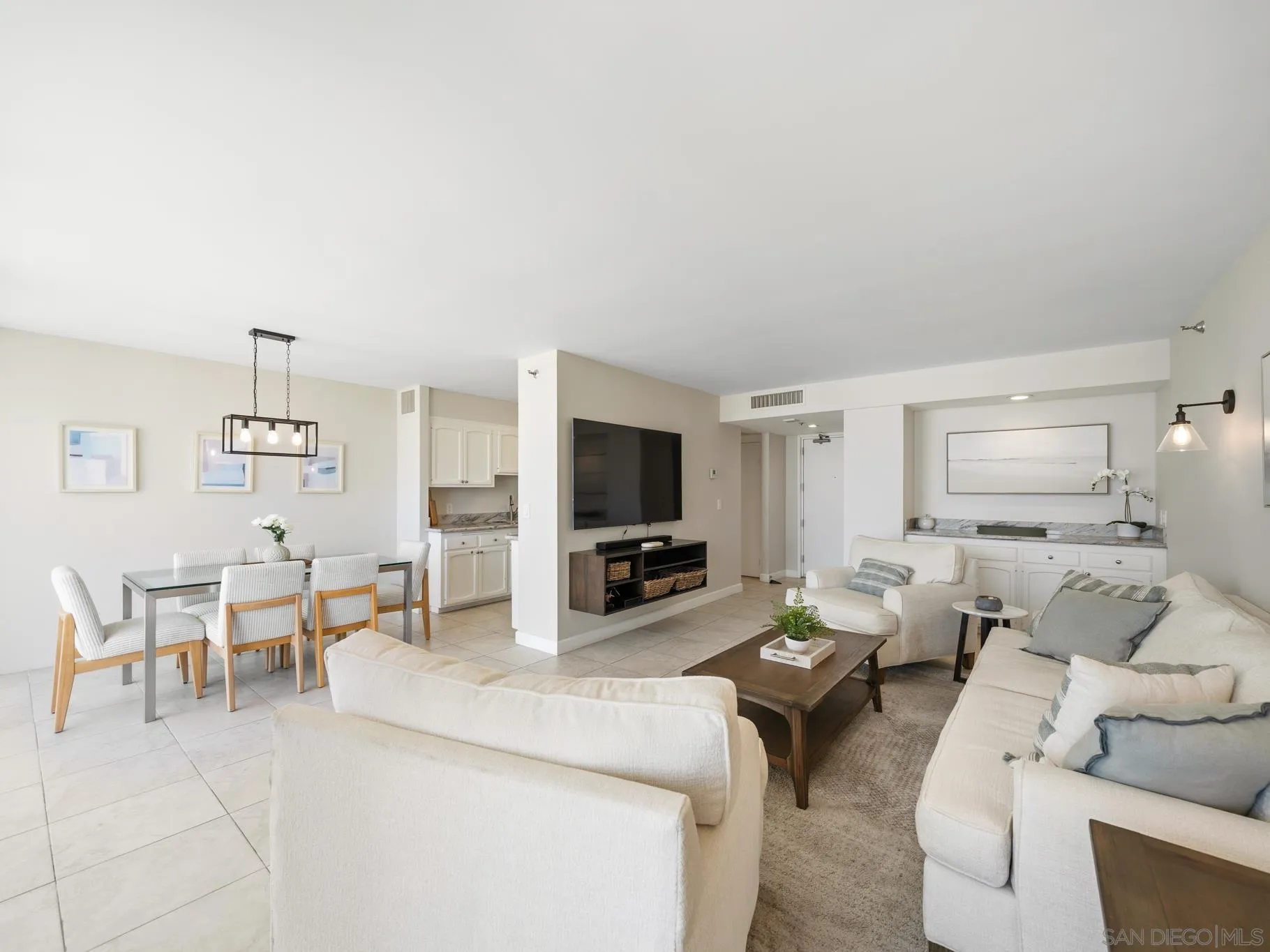 1750 Avenida Del Mundo Unit 908