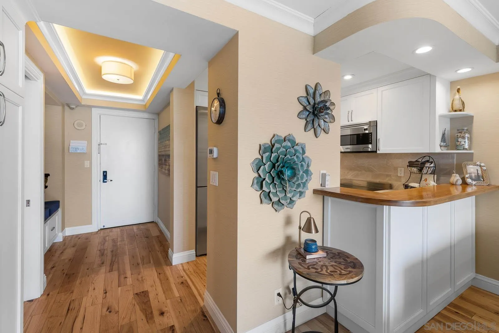 1720 Avenida Del Mundo Unit 209