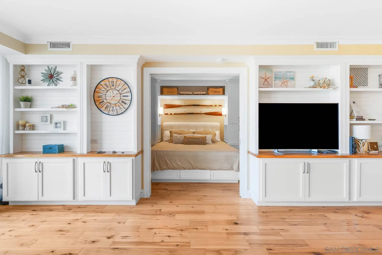 1720 Avenida Del Mundo Unit 209