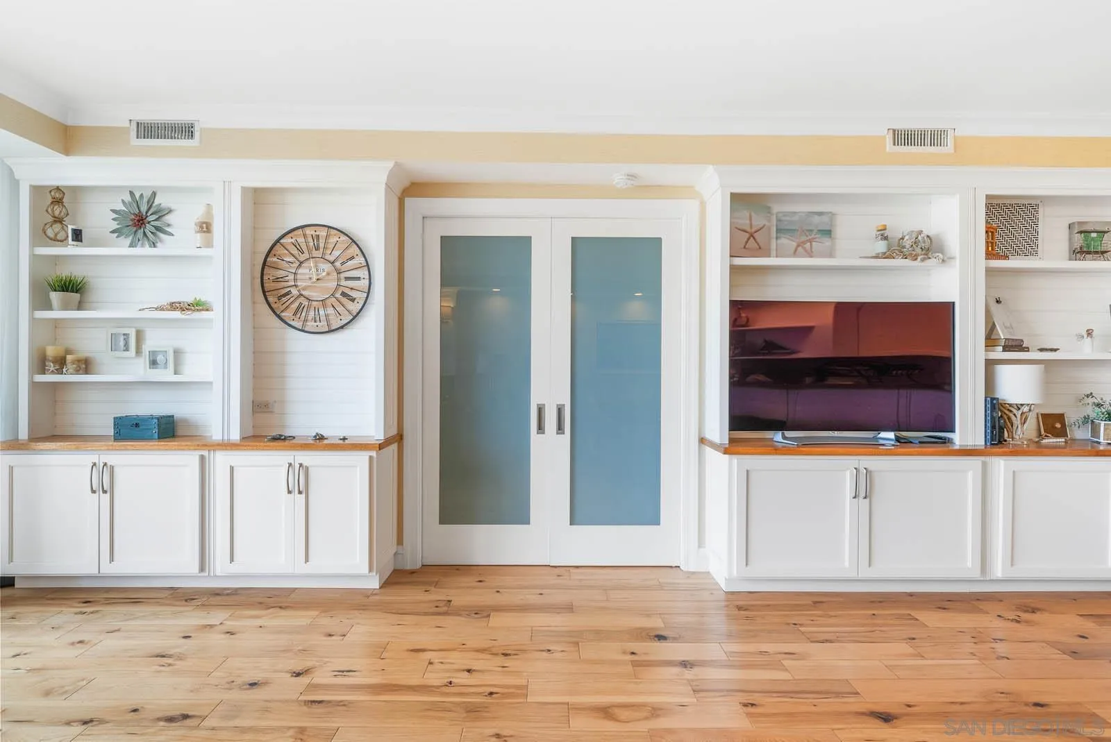 1720 Avenida Del Mundo Unit 209