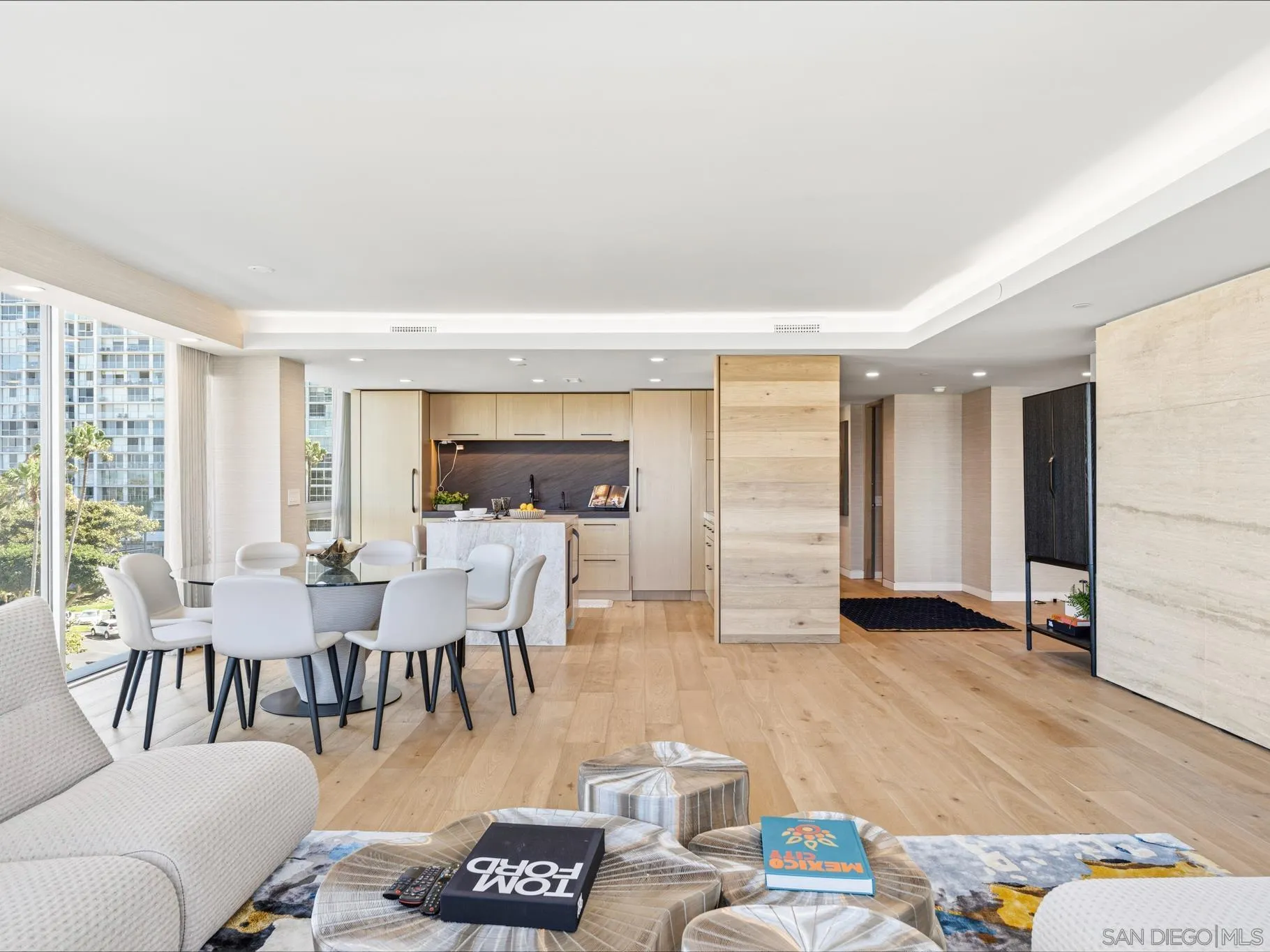 1810 Avenida Del Mundo Unit 403