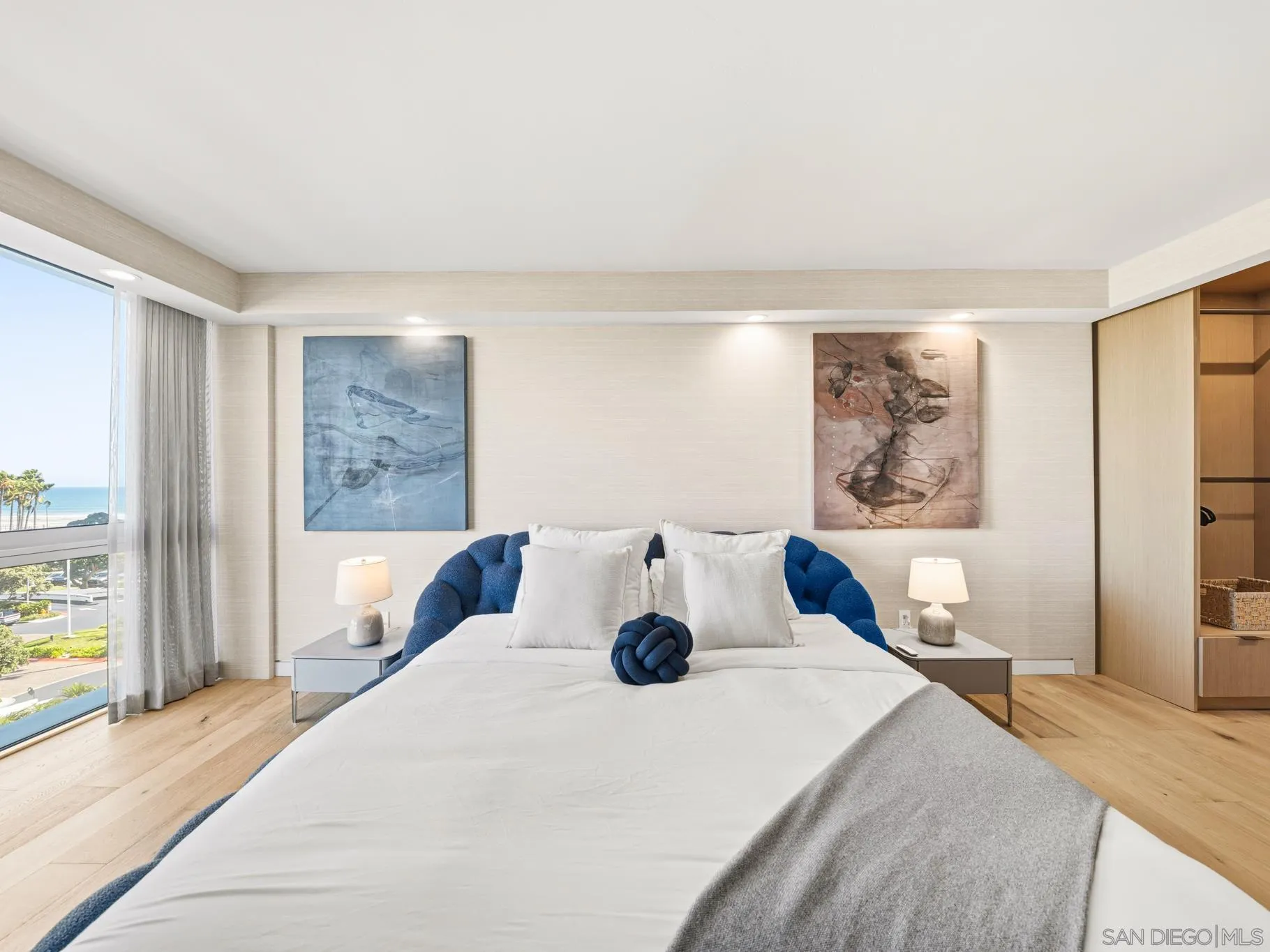 1810 Avenida Del Mundo Unit 403