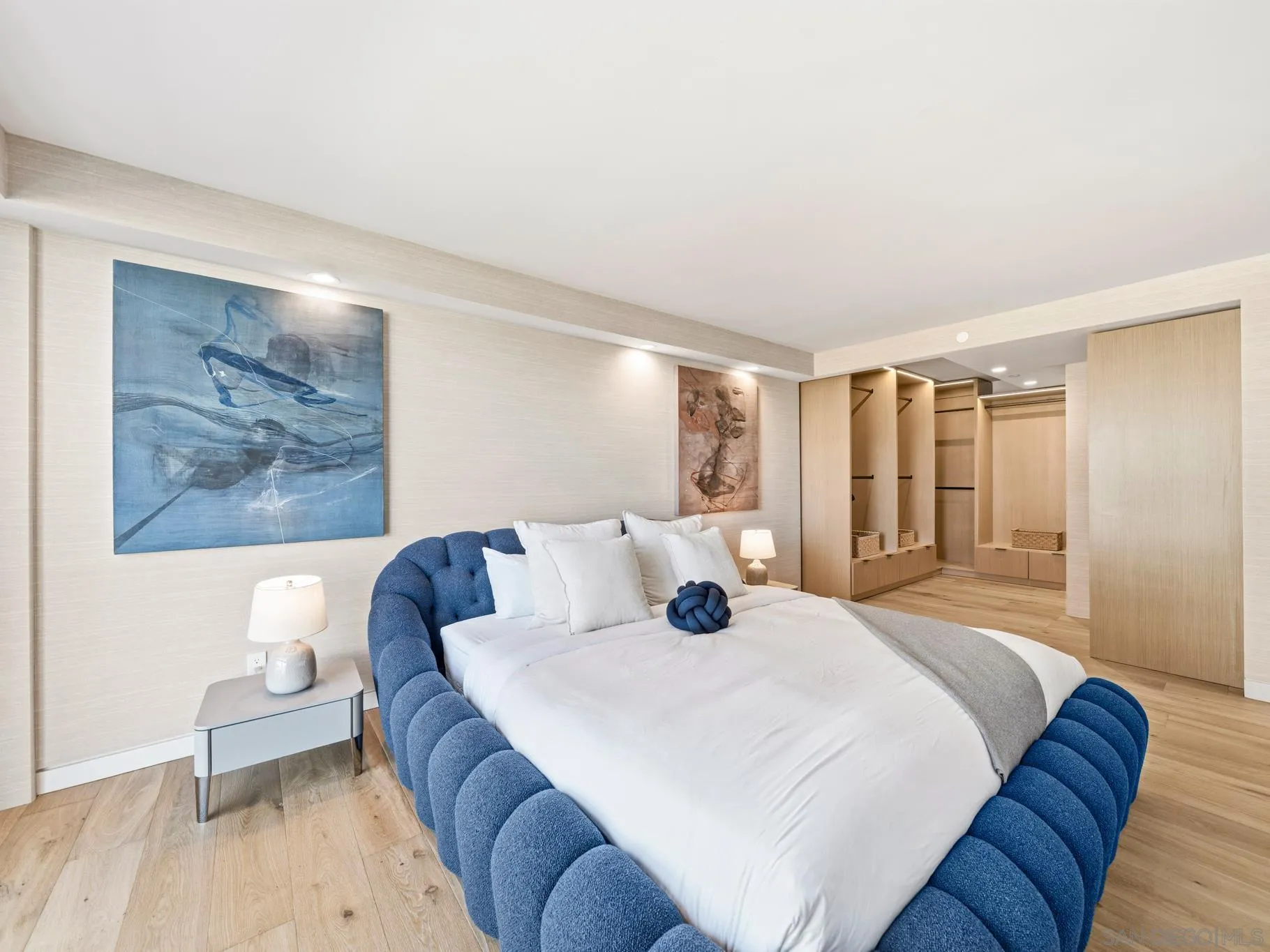 1810 Avenida Del Mundo Unit 403