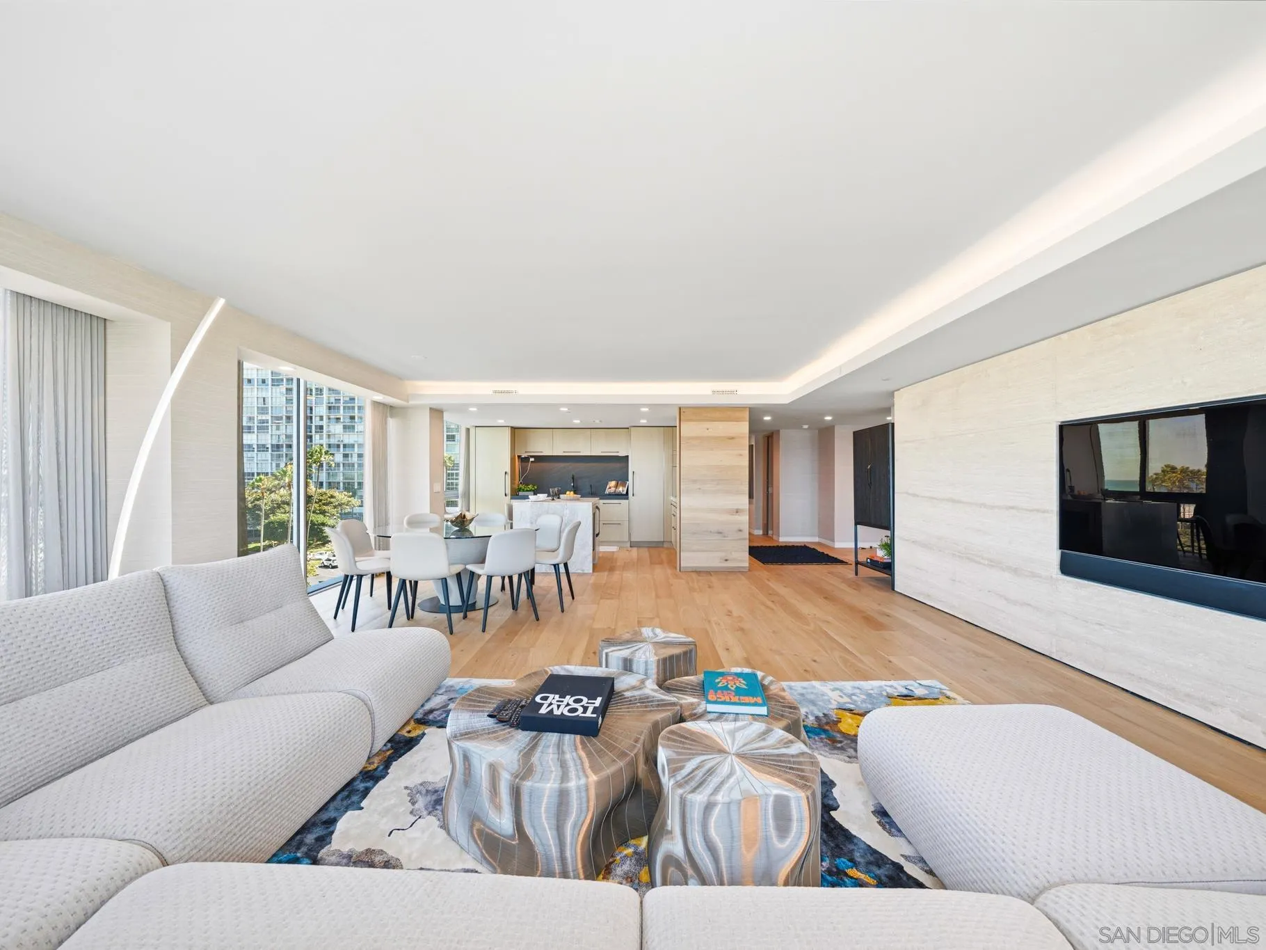 1810 Avenida Del Mundo Unit 403