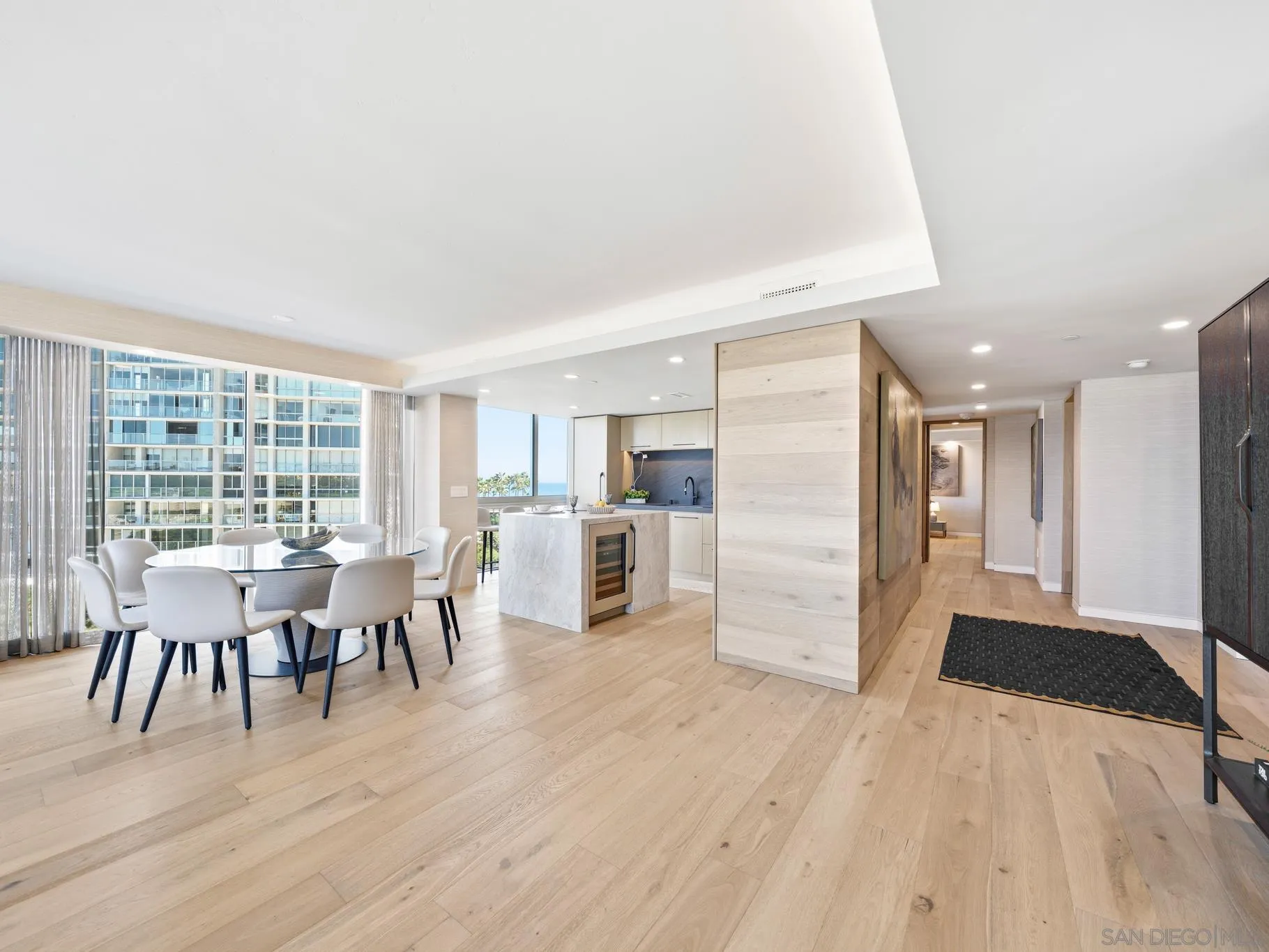 1810 Avenida Del Mundo Unit 403