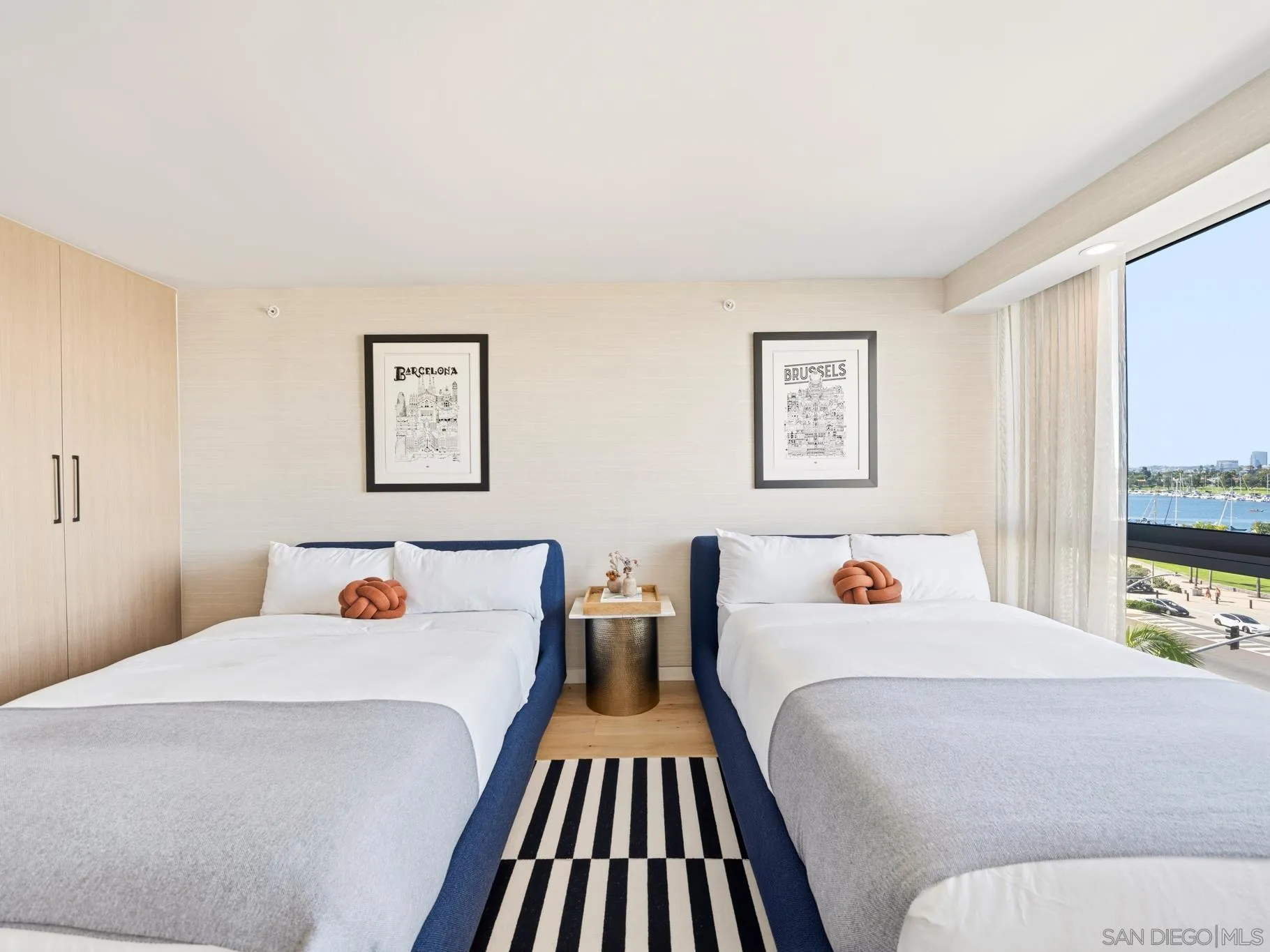 1810 Avenida Del Mundo Unit 403