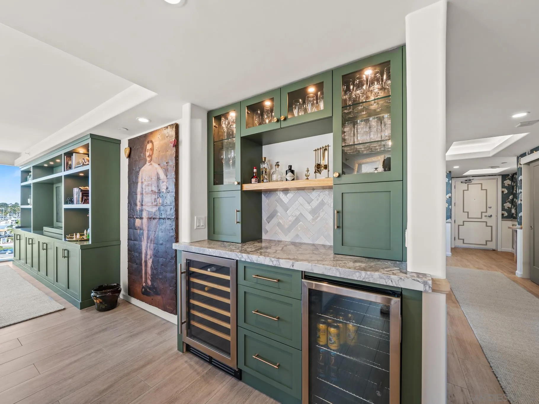1750 Avenida Del Mundo Unit 404