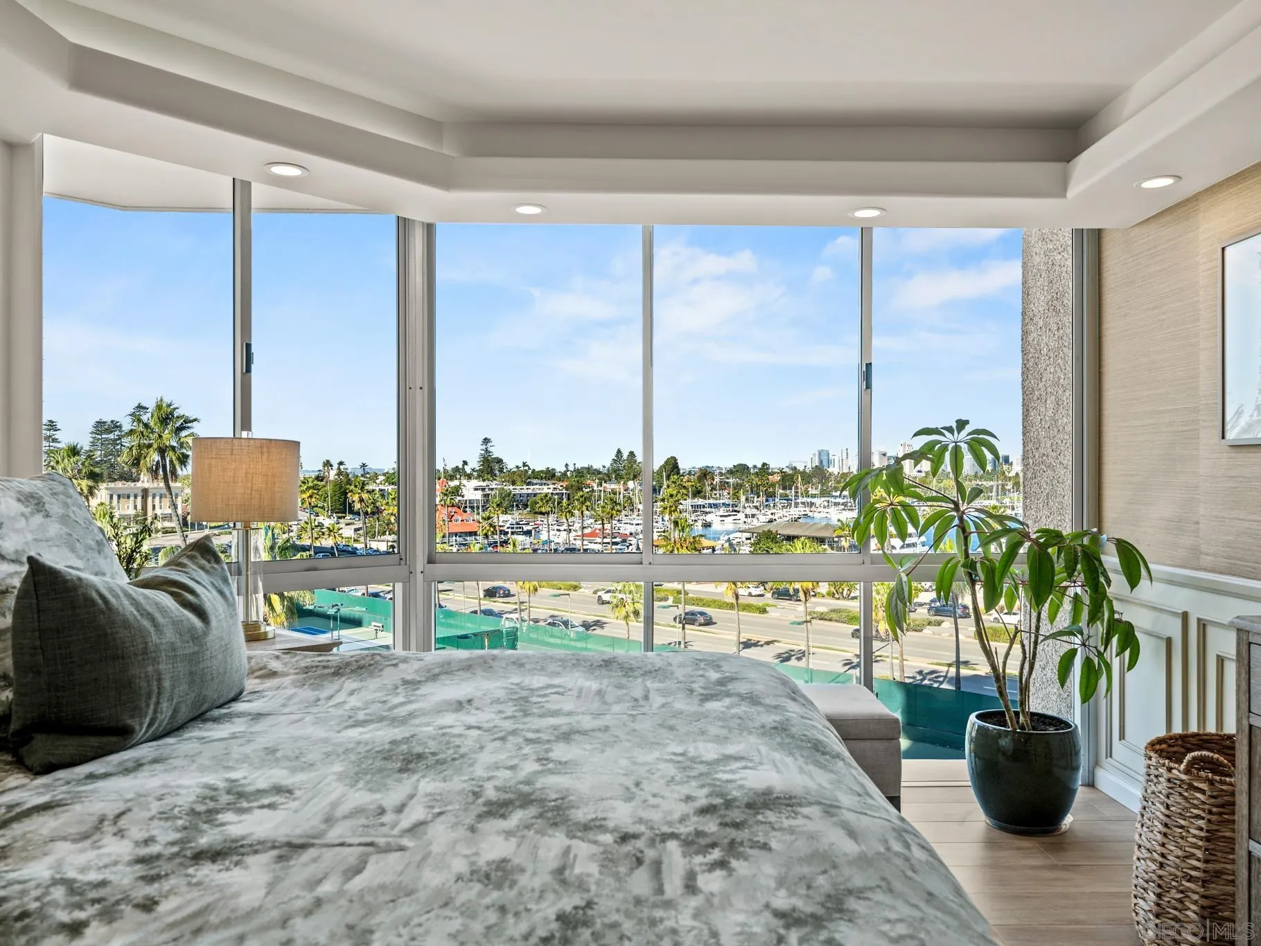 1750 Avenida Del Mundo Unit 404