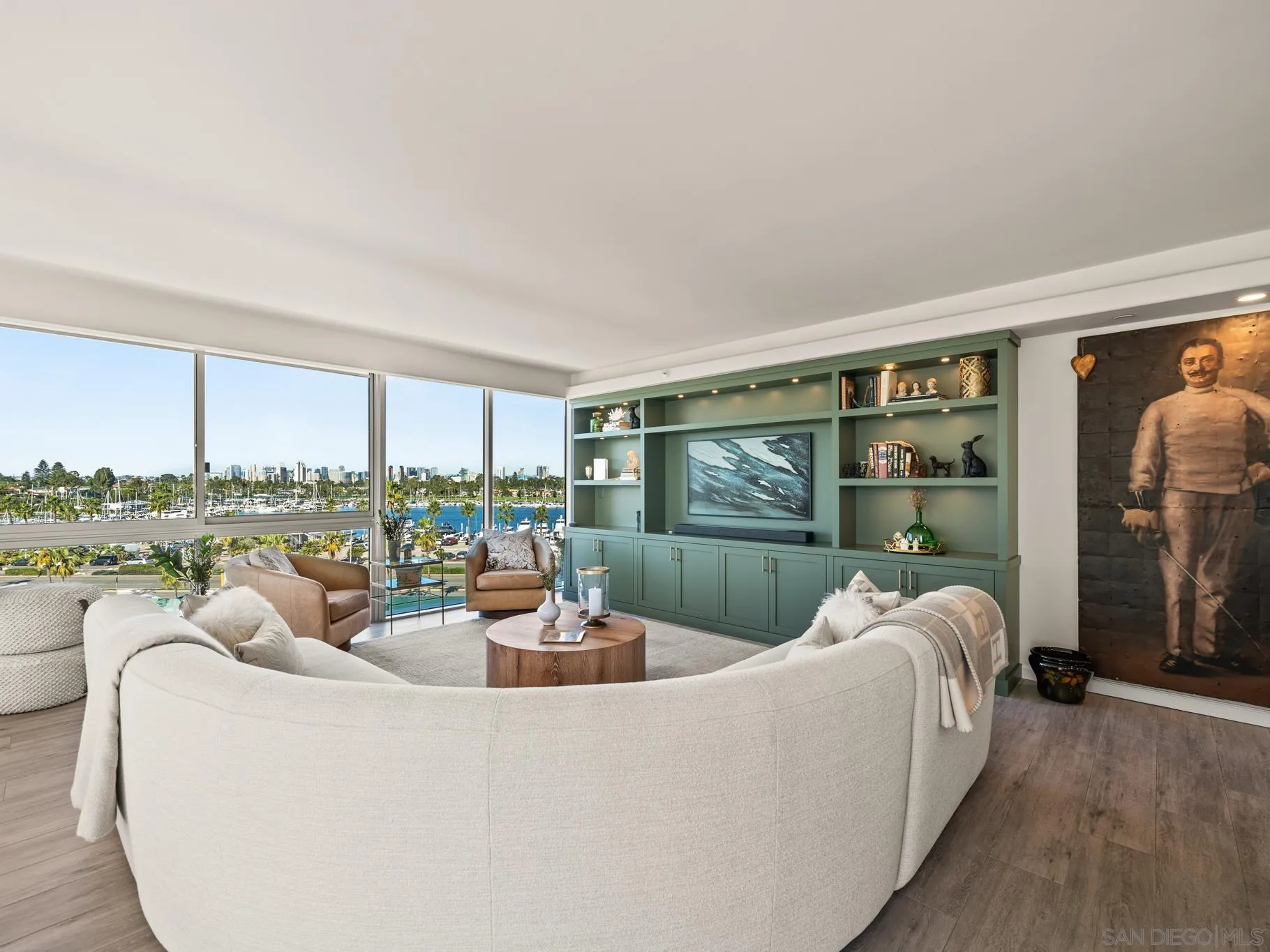 1750 Avenida Del Mundo Unit 404