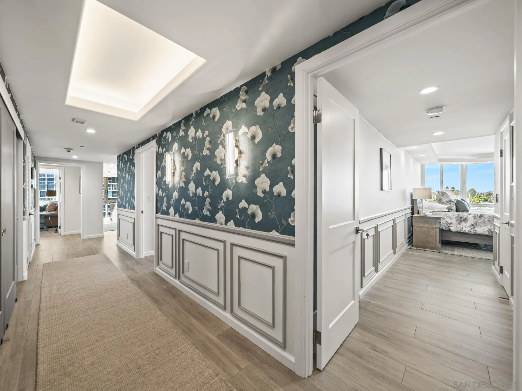 1750 Avenida Del Mundo Unit 404
