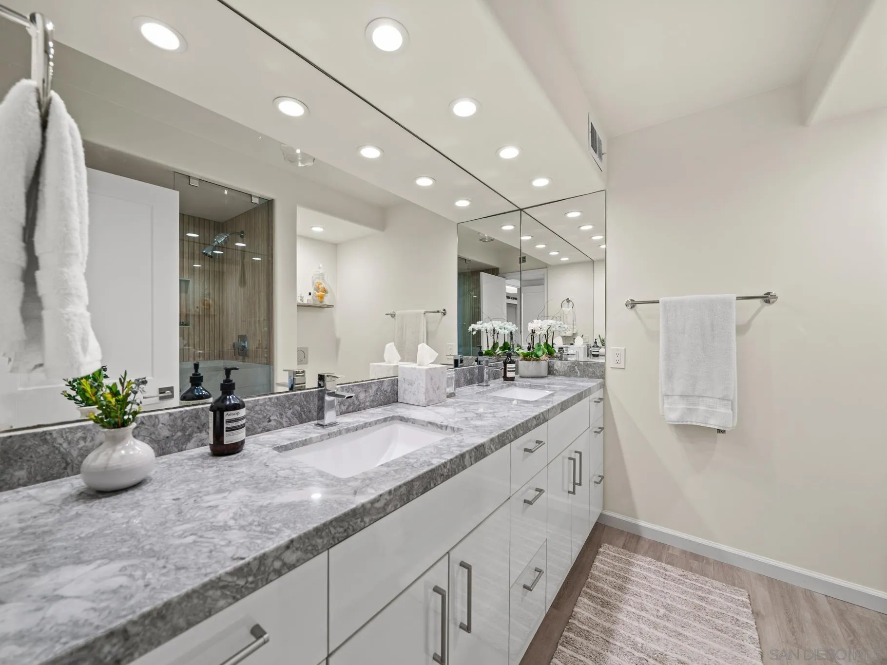 1750 Avenida Del Mundo Unit 404