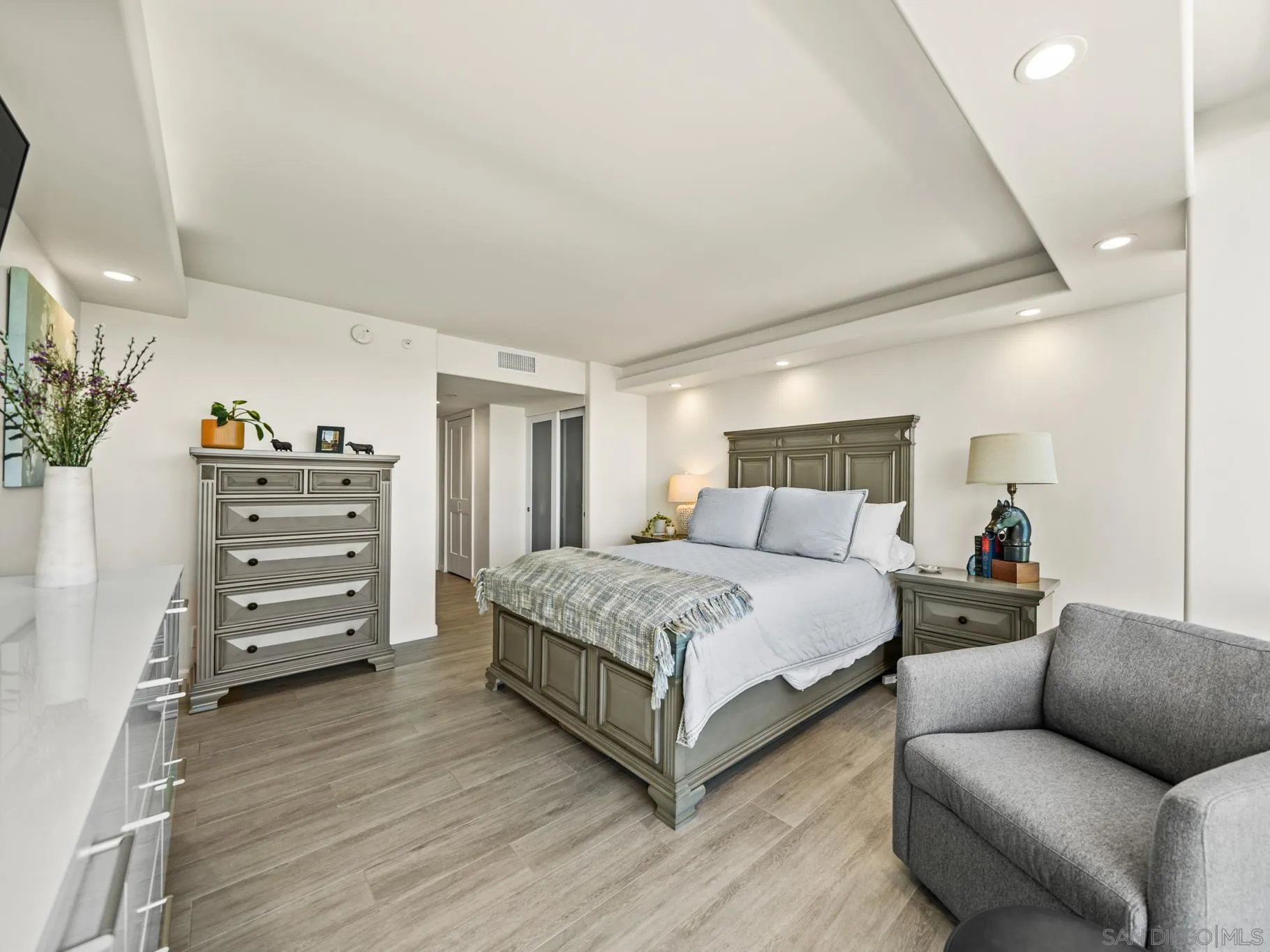 1750 Avenida Del Mundo Unit 404