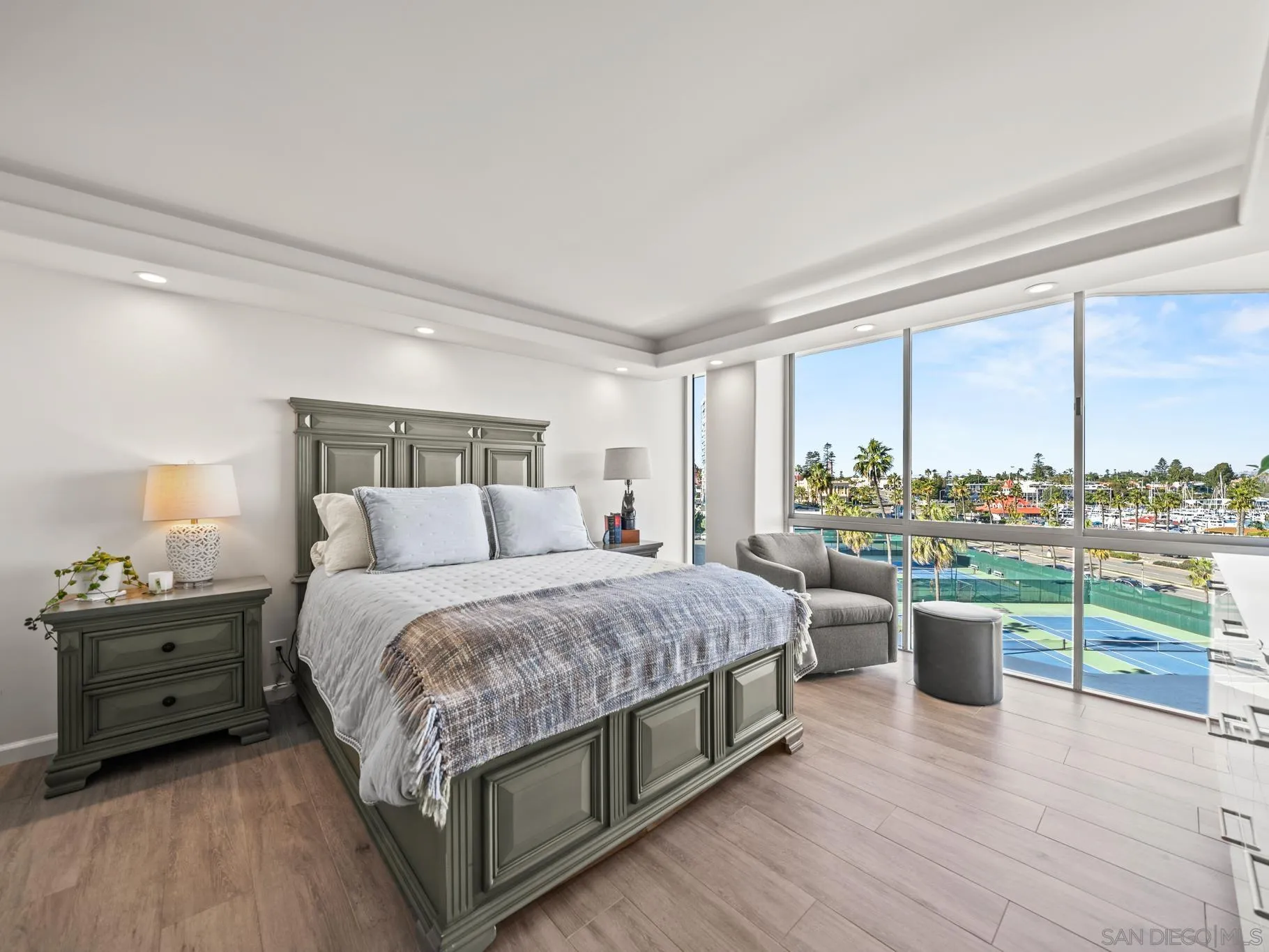 1750 Avenida Del Mundo Unit 404