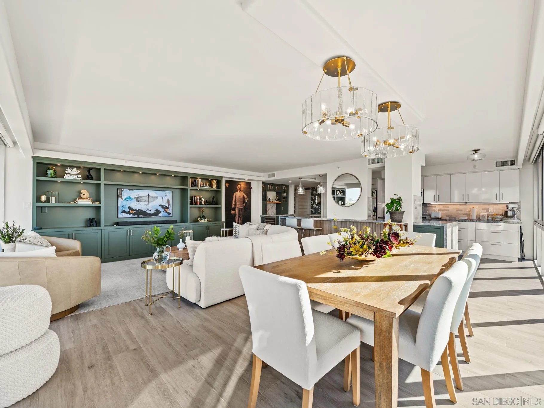 1750 Avenida Del Mundo Unit 404