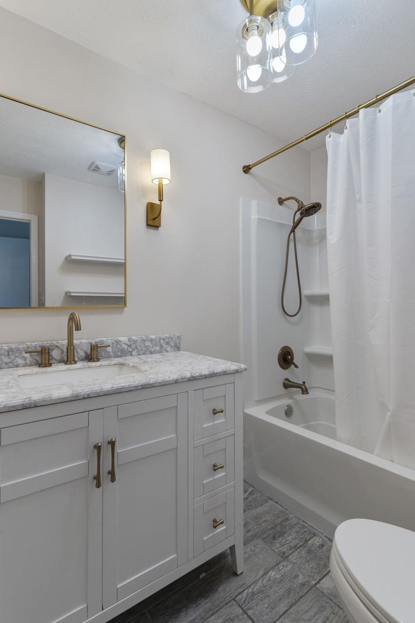 1625 Centerville Road Unit: 5