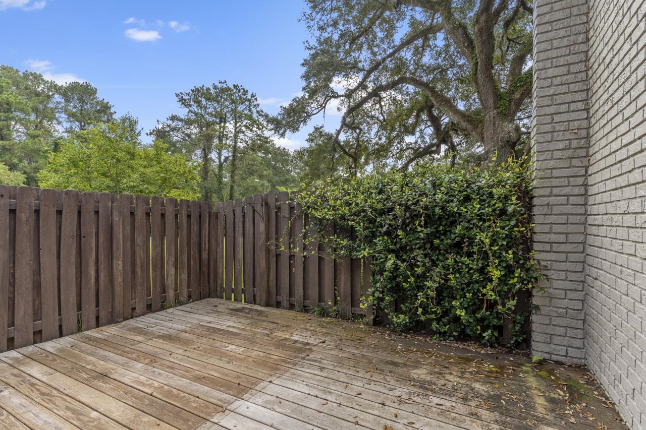 1625 Centerville Road Unit: 5