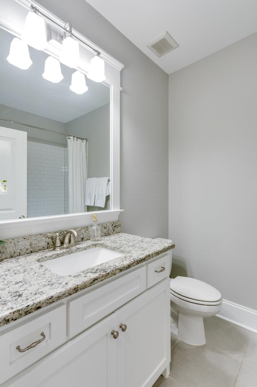 5833 Dahlgren Trail