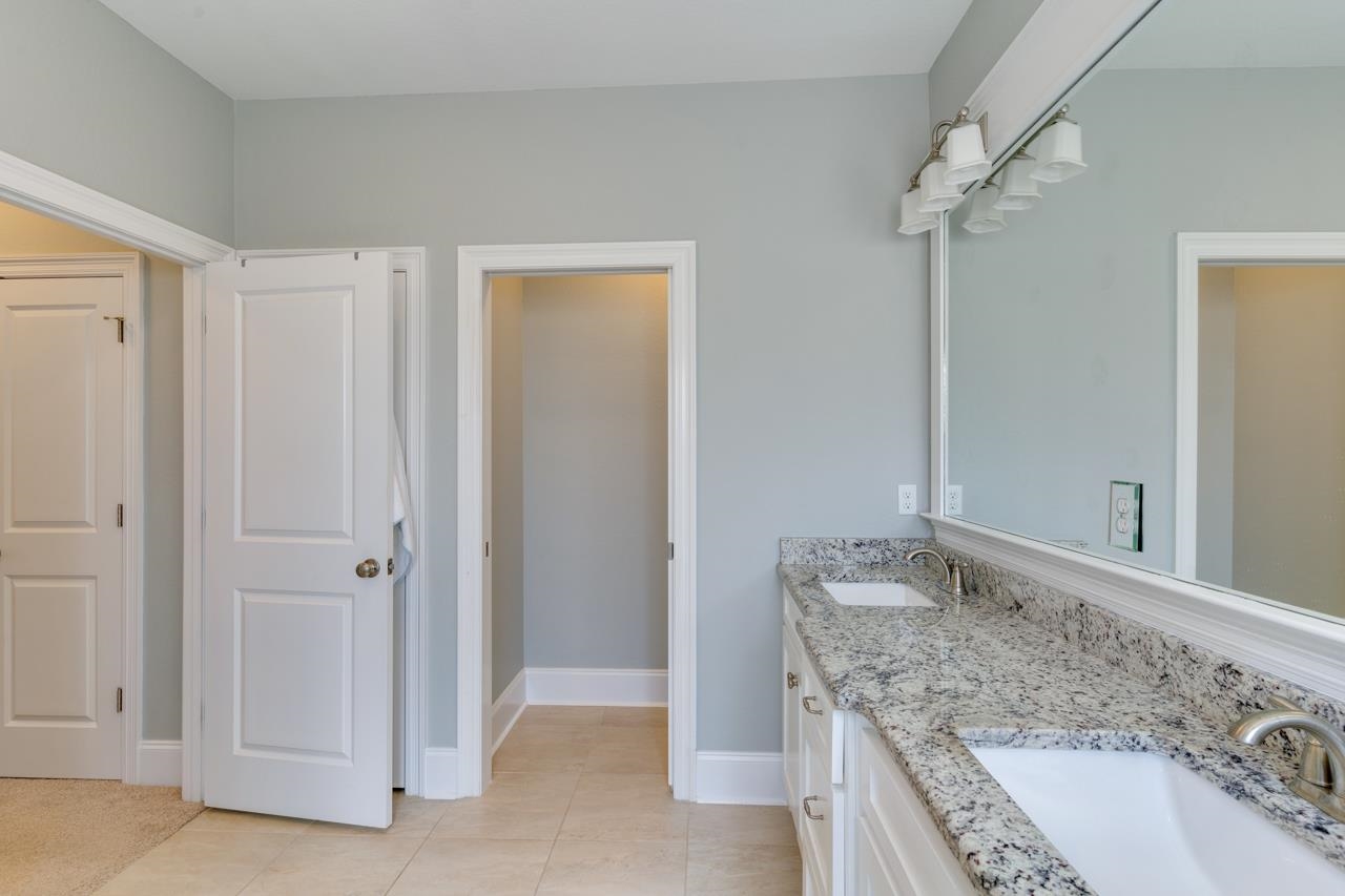5833 Dahlgren Trail