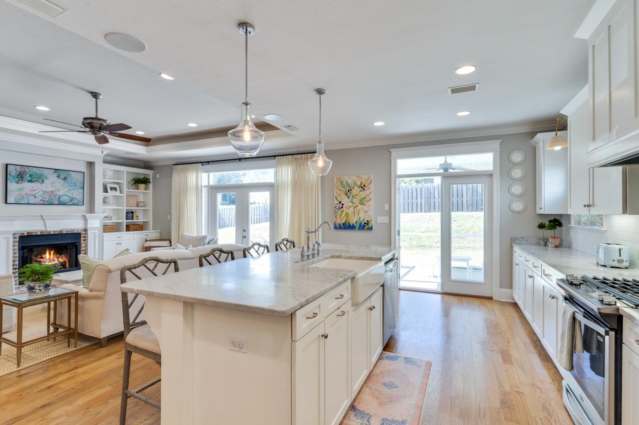 5833 Dahlgren Trail