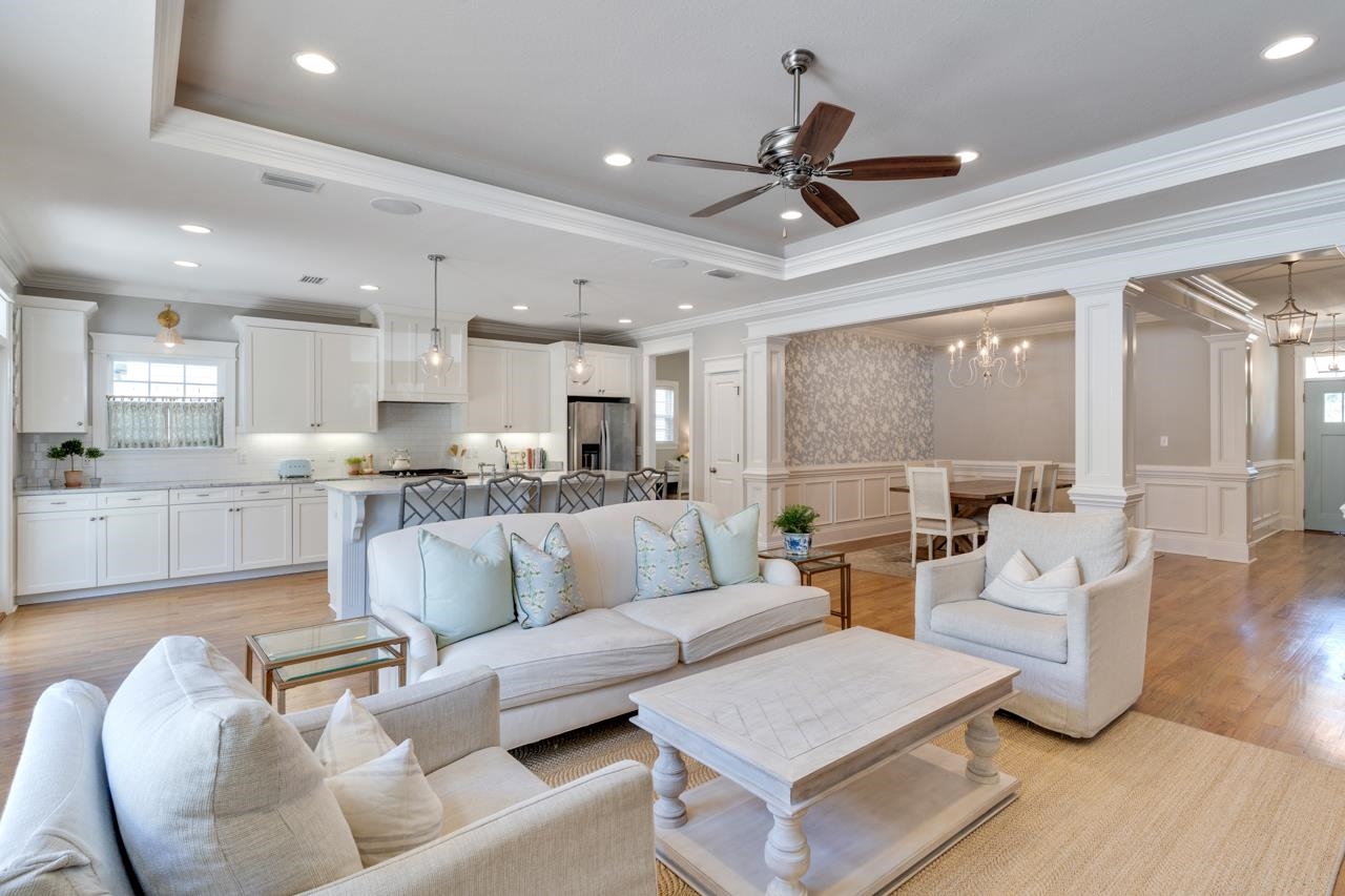 5833 Dahlgren Trail