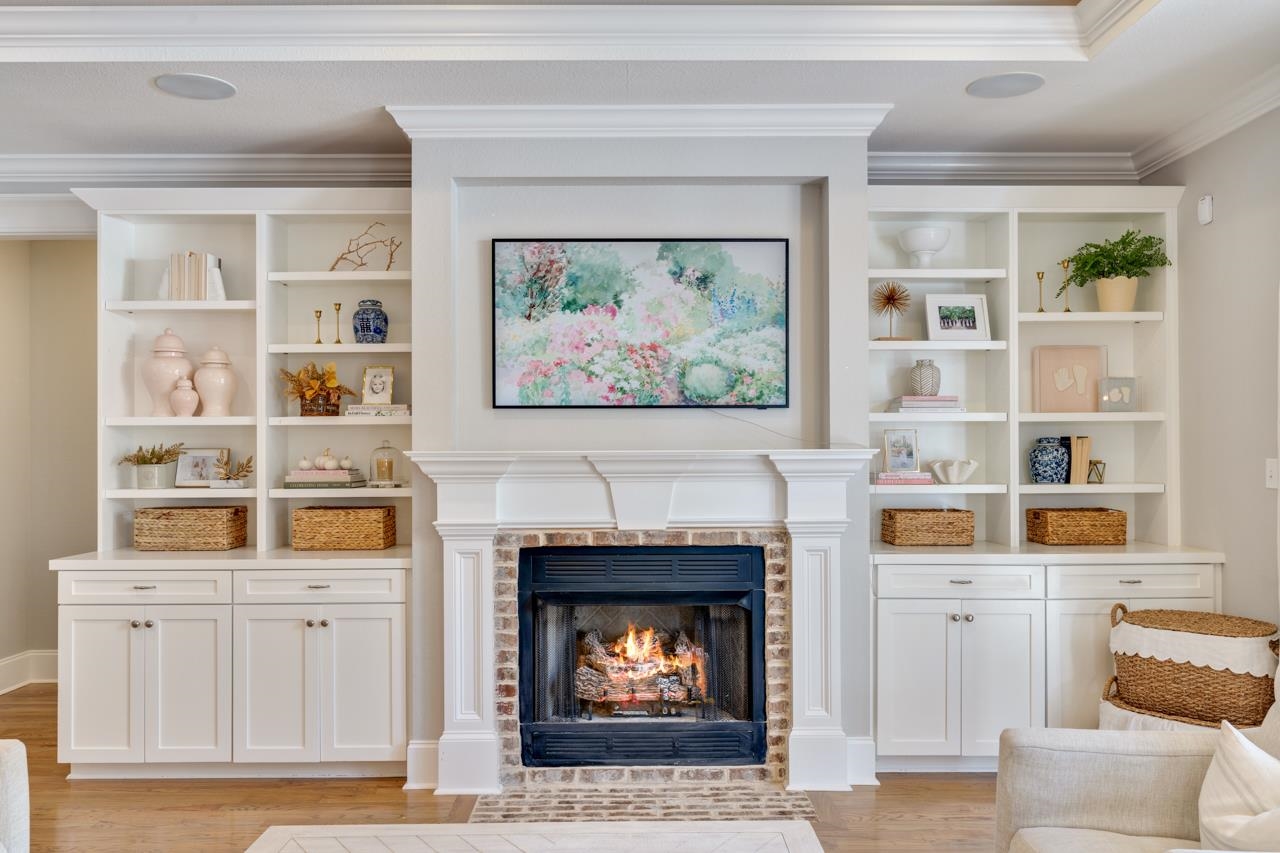 5833 Dahlgren Trail