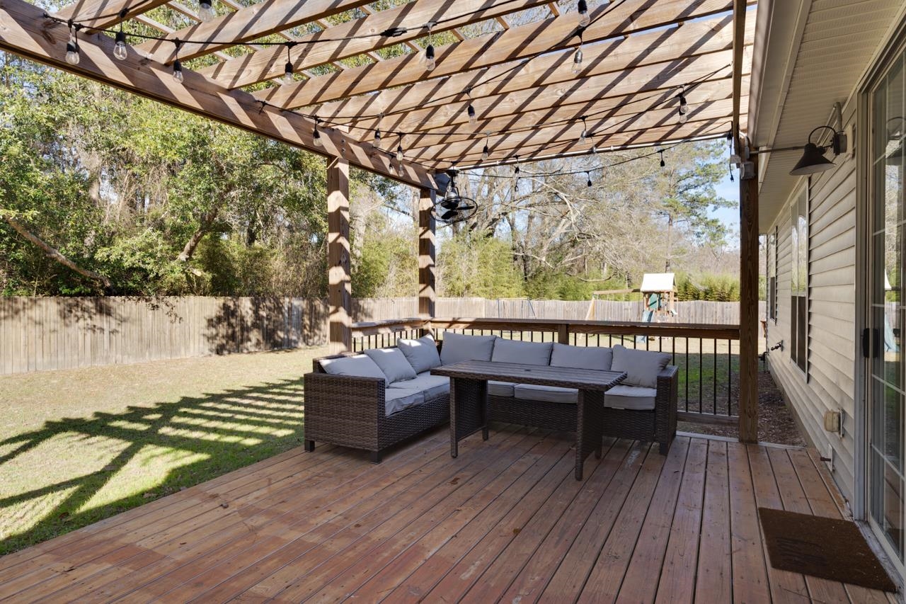 8622 Shire Ridge Loop