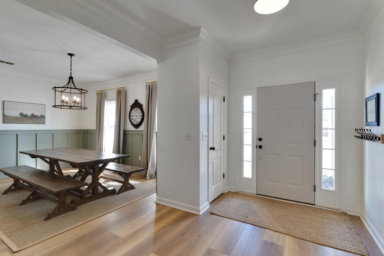 8622 Shire Ridge Loop
