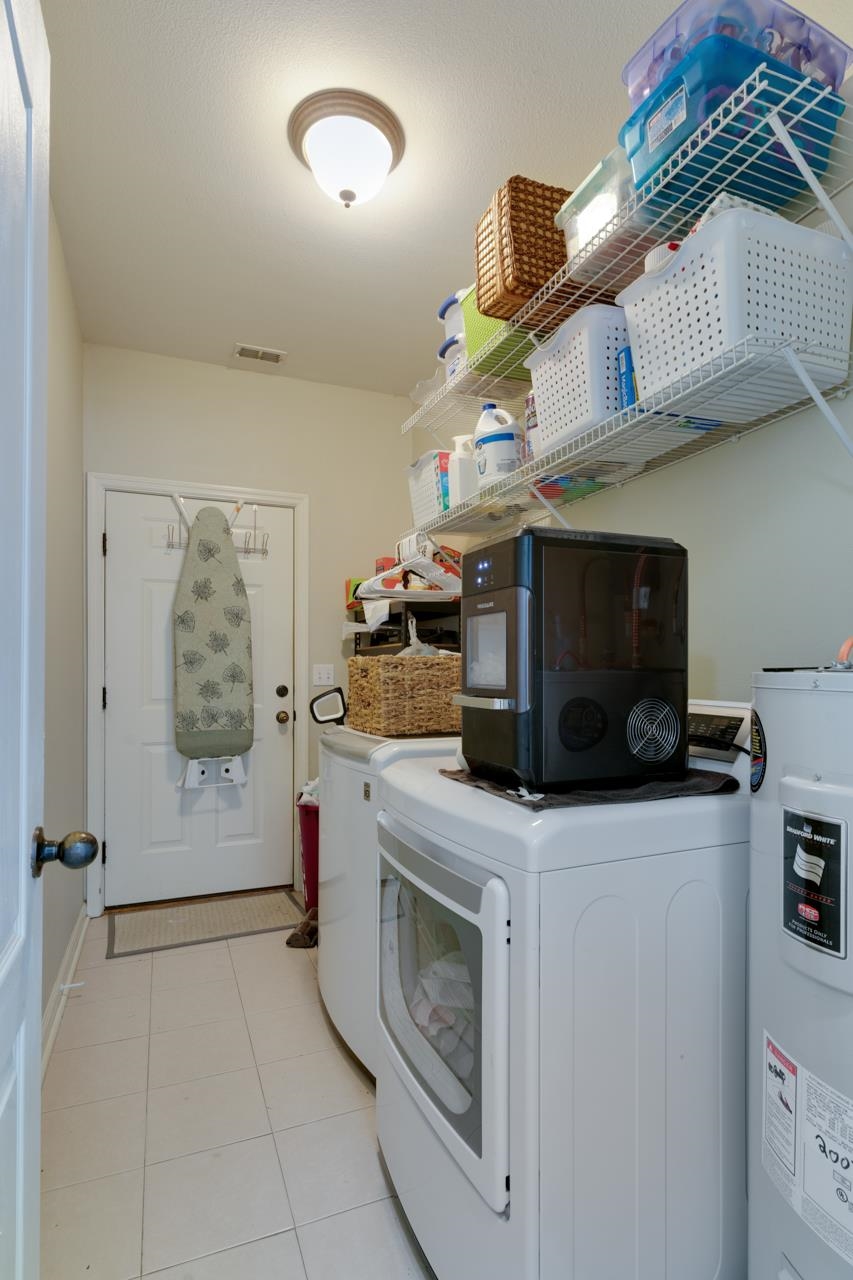 8622 Shire Ridge Loop