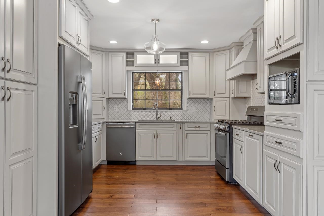 3698 Dwight Davis Drive