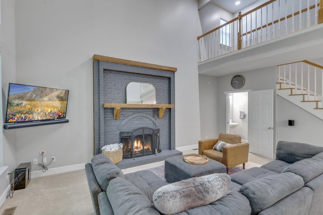 2487 Papillion Way