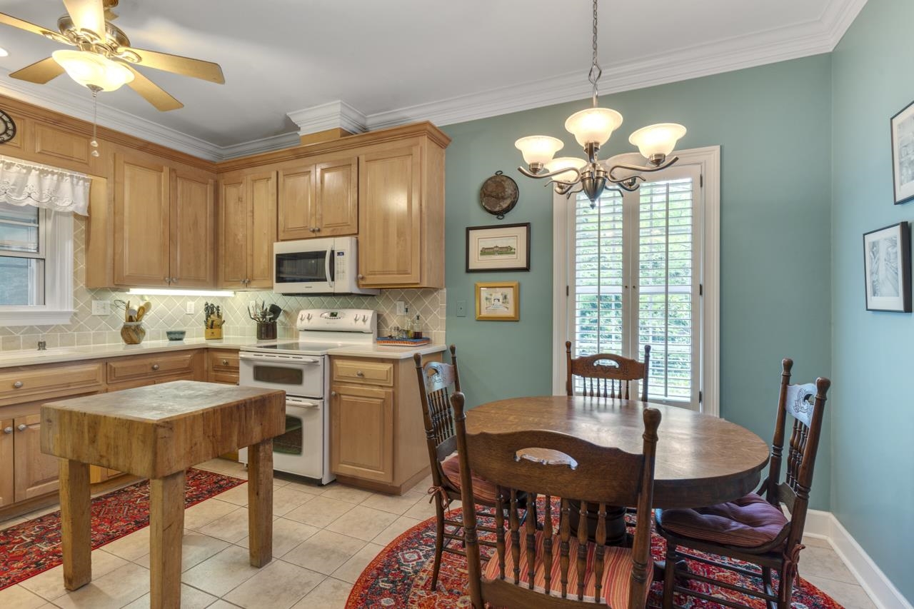 374 Rob Roy Trail