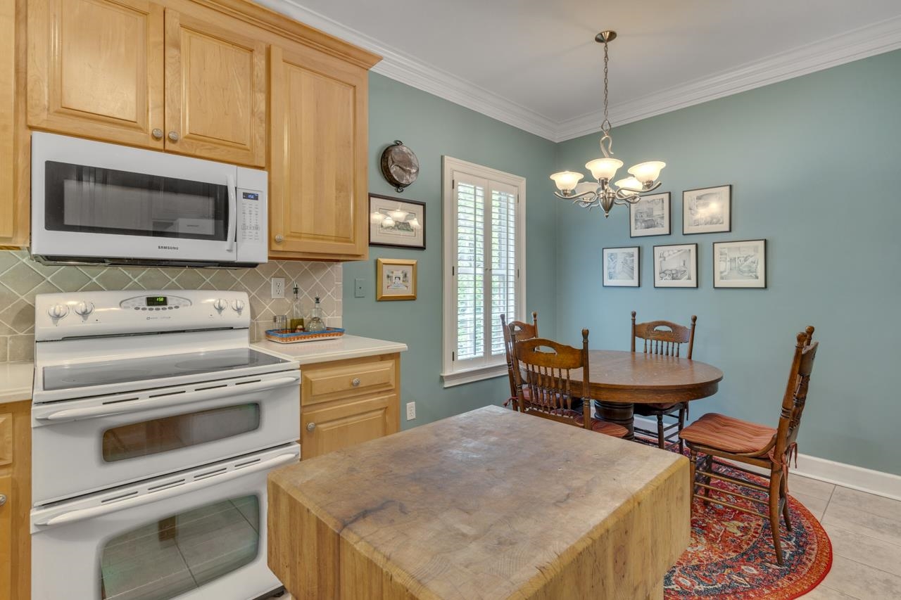 374 Rob Roy Trail