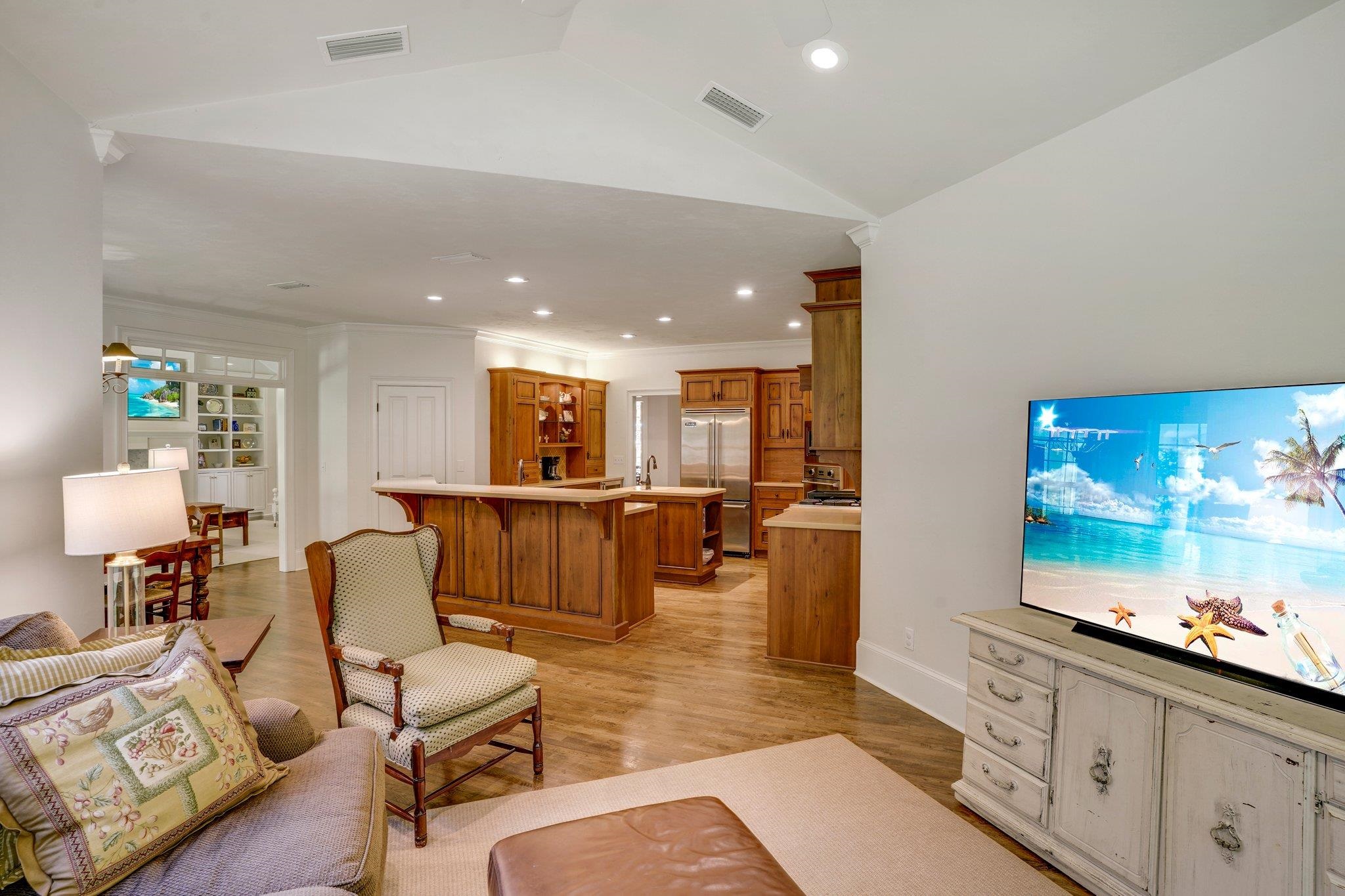 2802 W Hannon Hill Drive