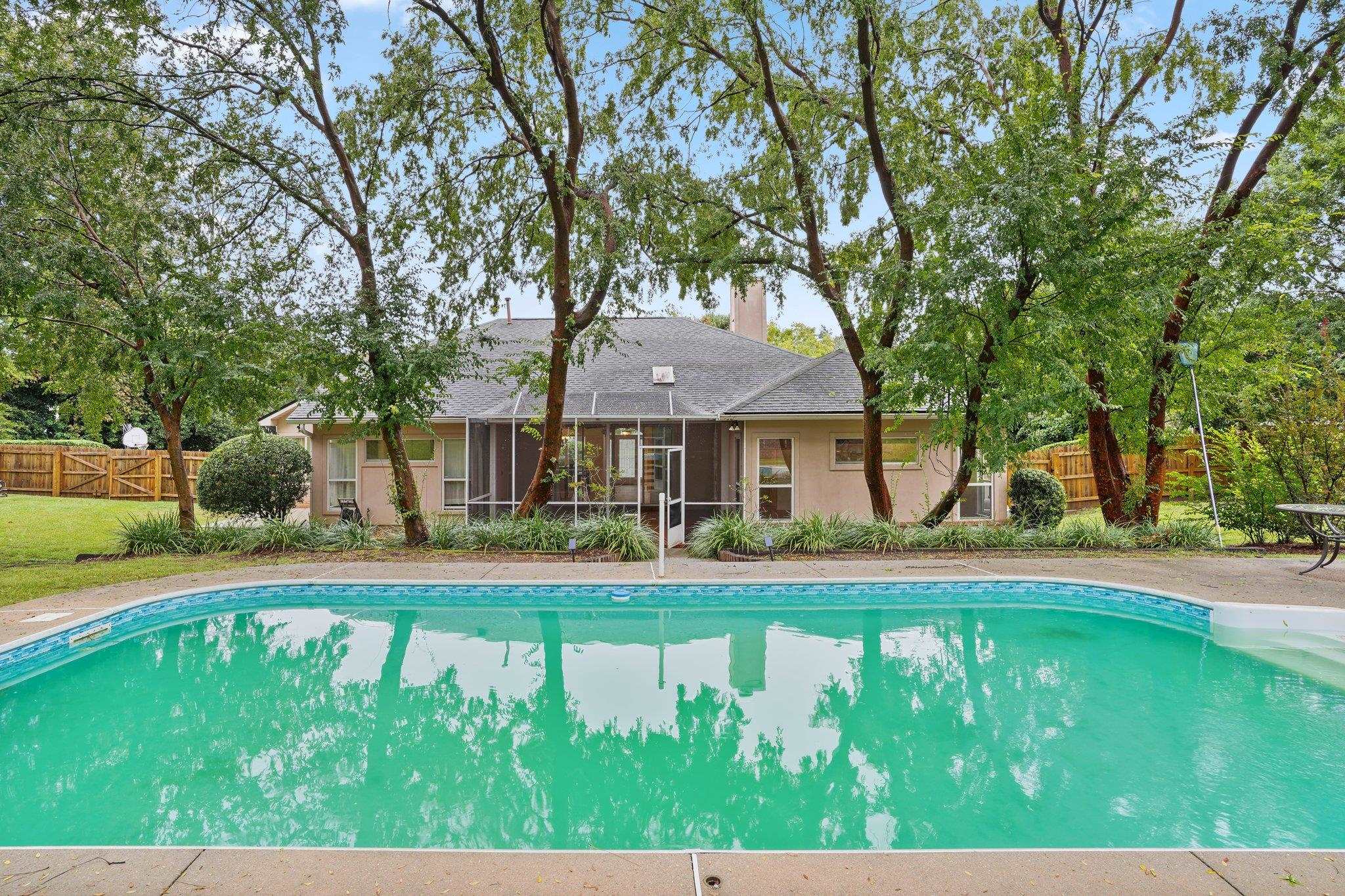 561 Rawls Road