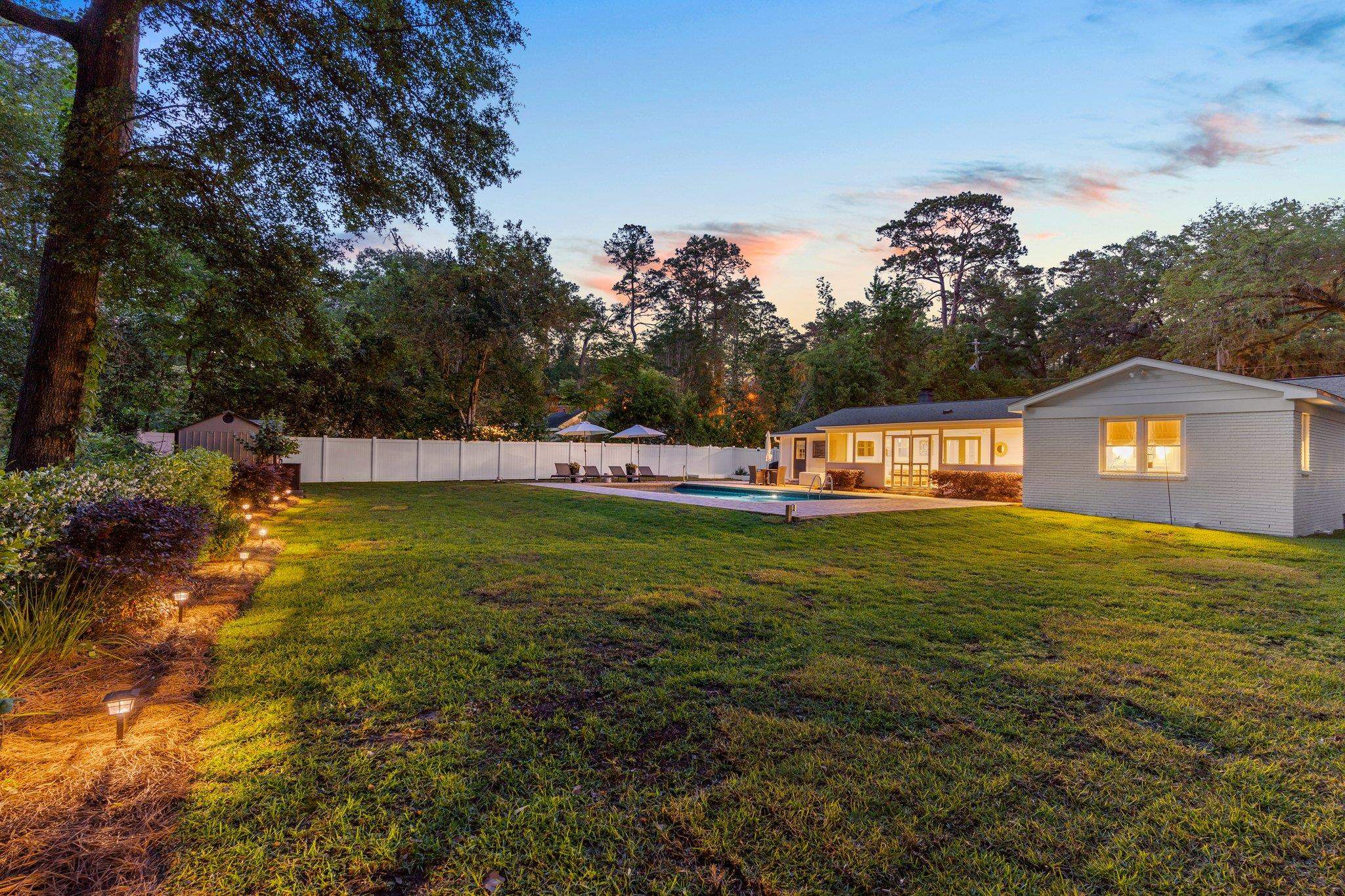 1125 Waverly Road