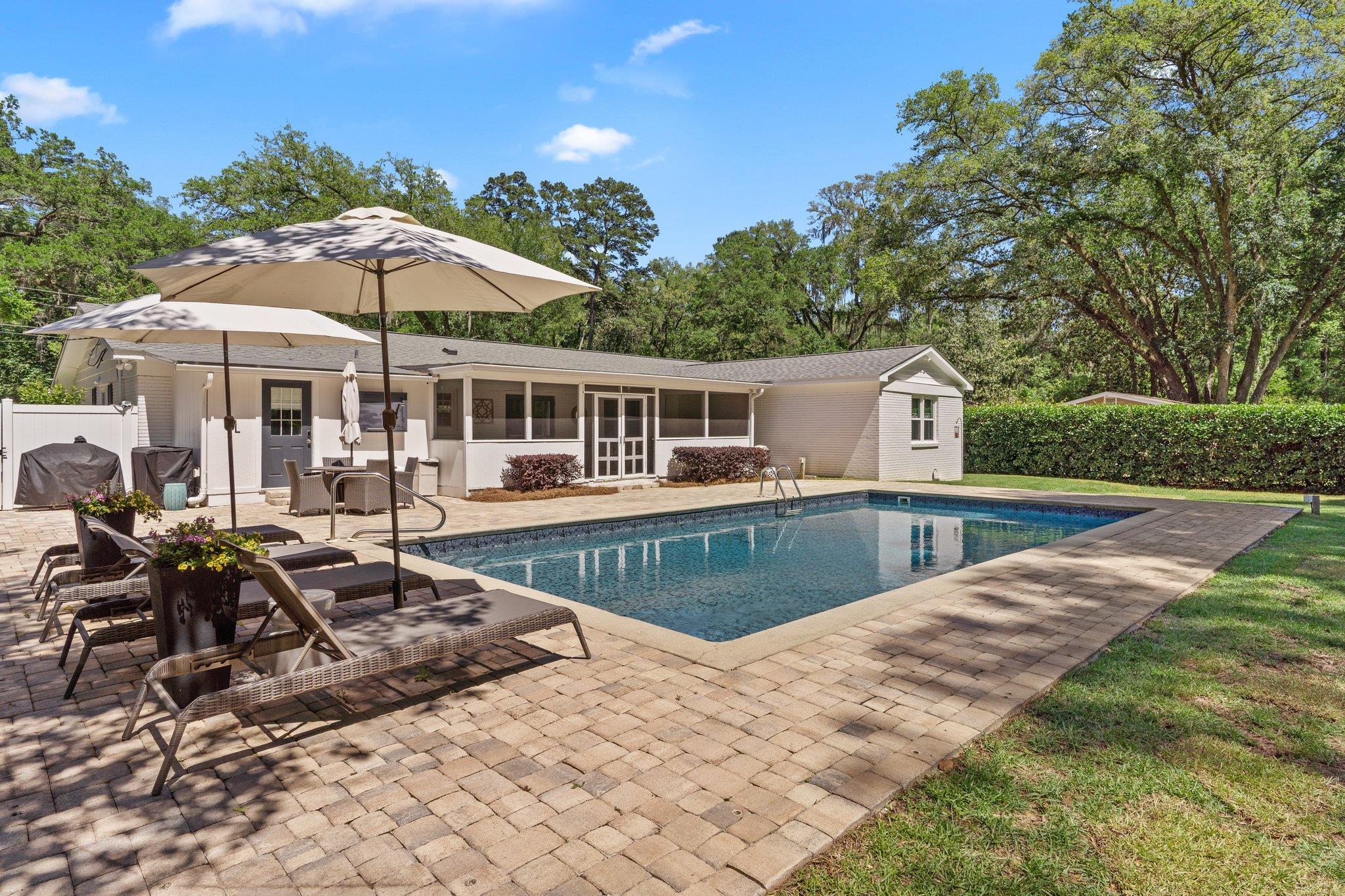 1125 Waverly Road