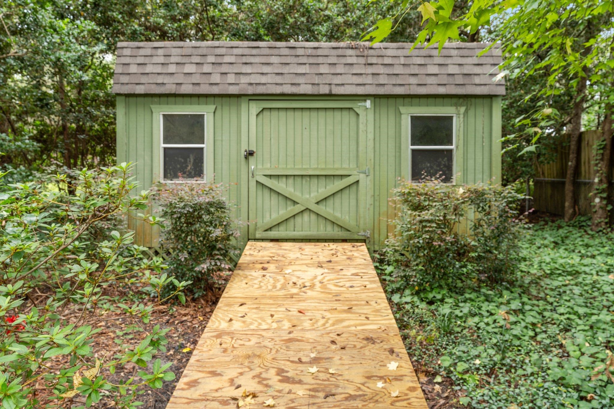 1114 Lothian Drive