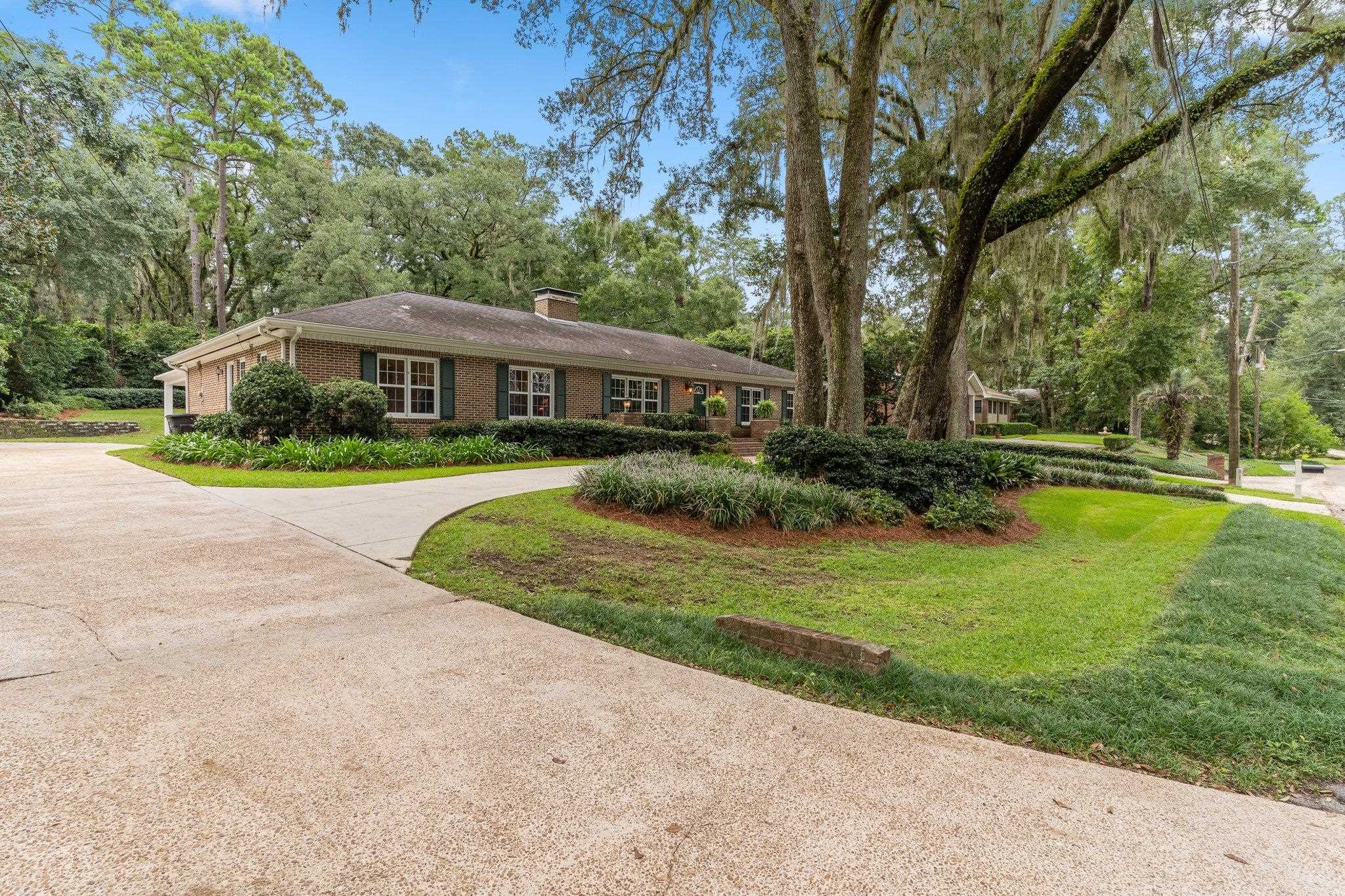 1114 Lothian Drive