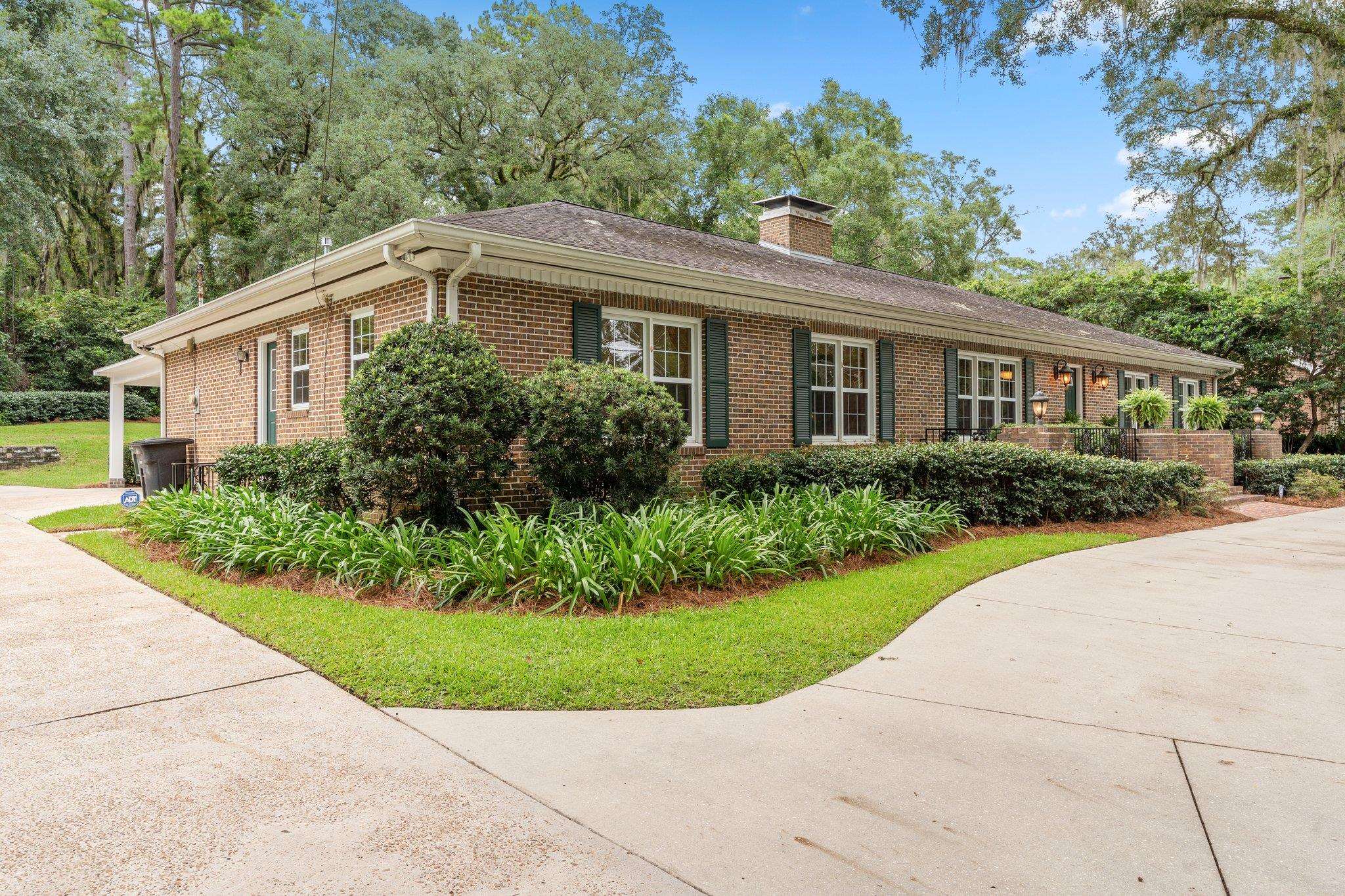 1114 Lothian Drive