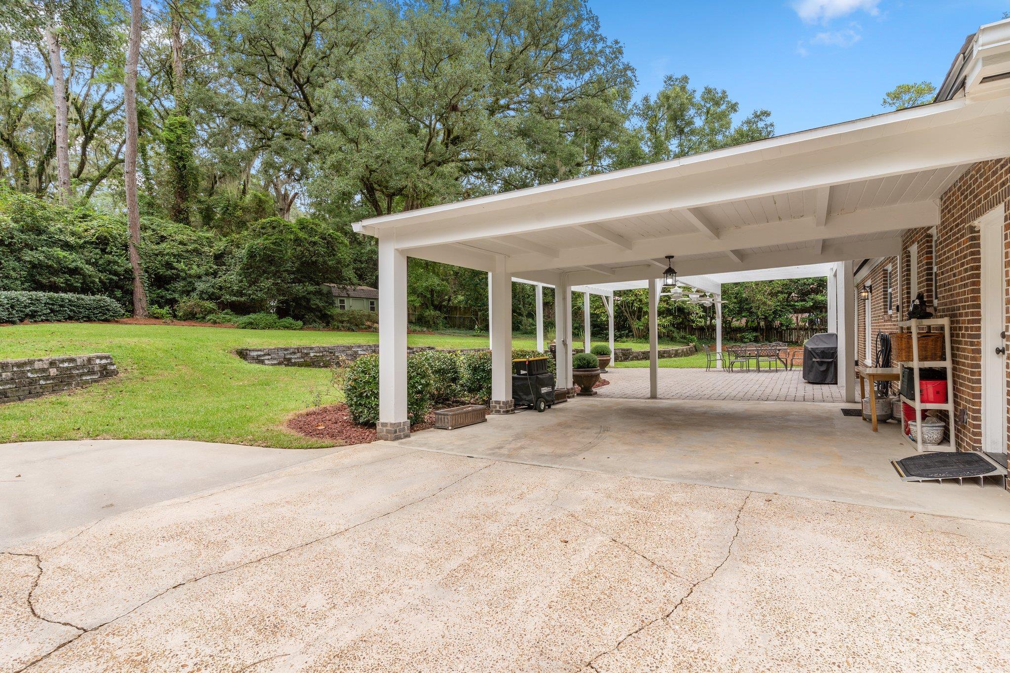 1114 Lothian Drive