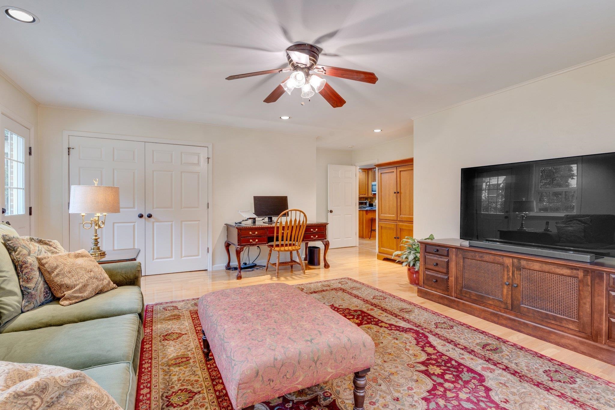 1114 Lothian Drive