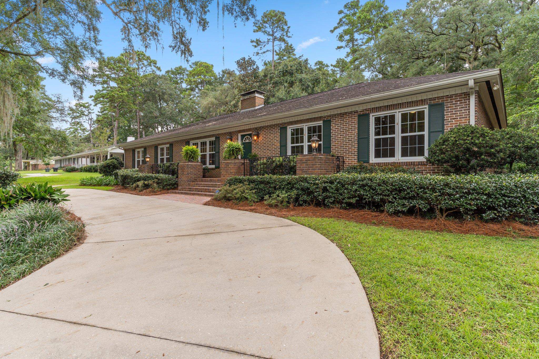 1114 Lothian Drive