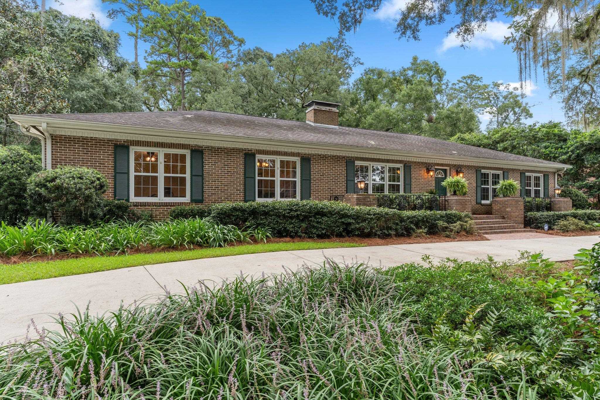 1114 Lothian Drive